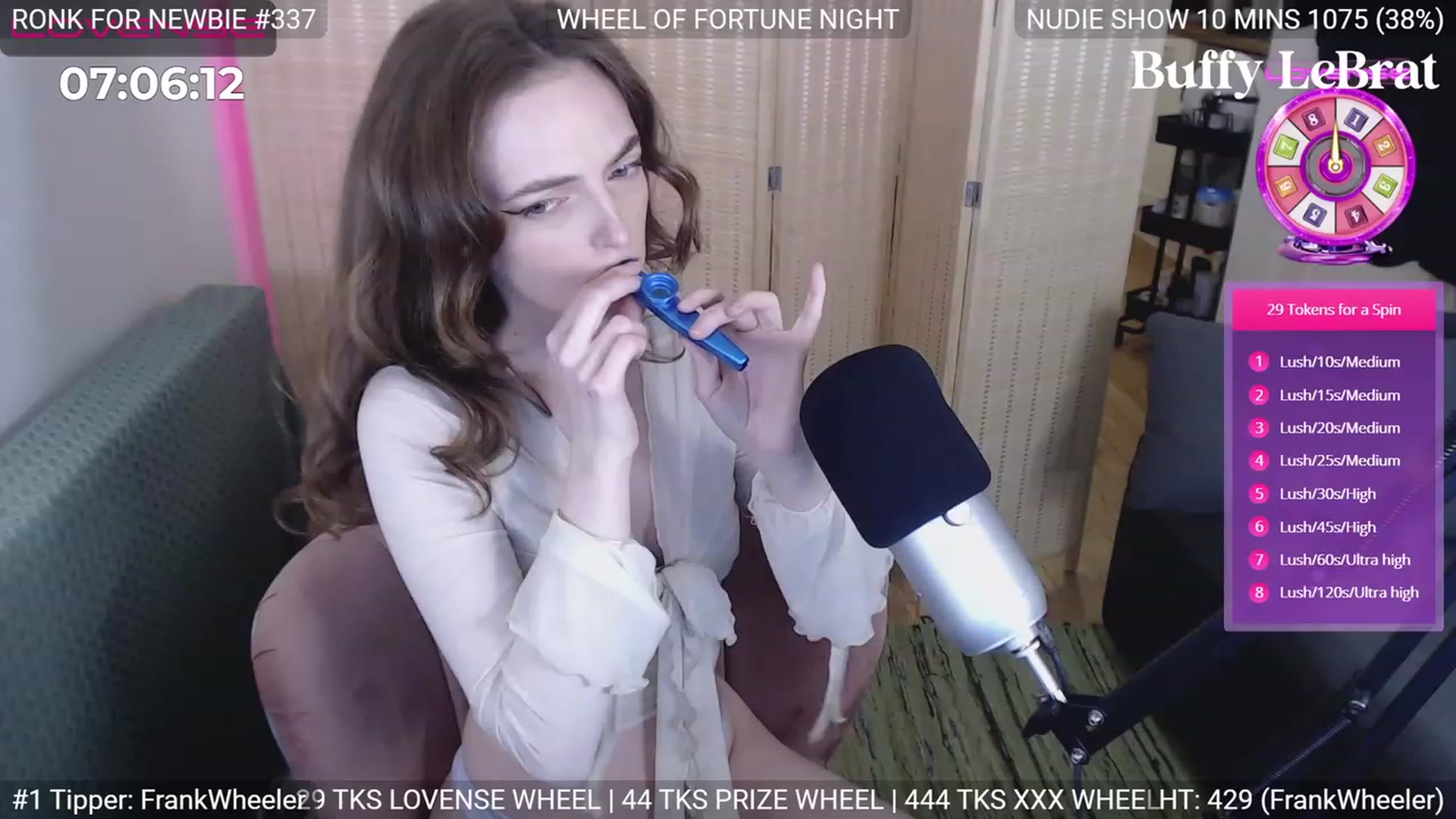 Gallery image thumbnail from BuffyLeBrat's myfreecams stream on, 04/07/2023, 24:02 image 17 of 20