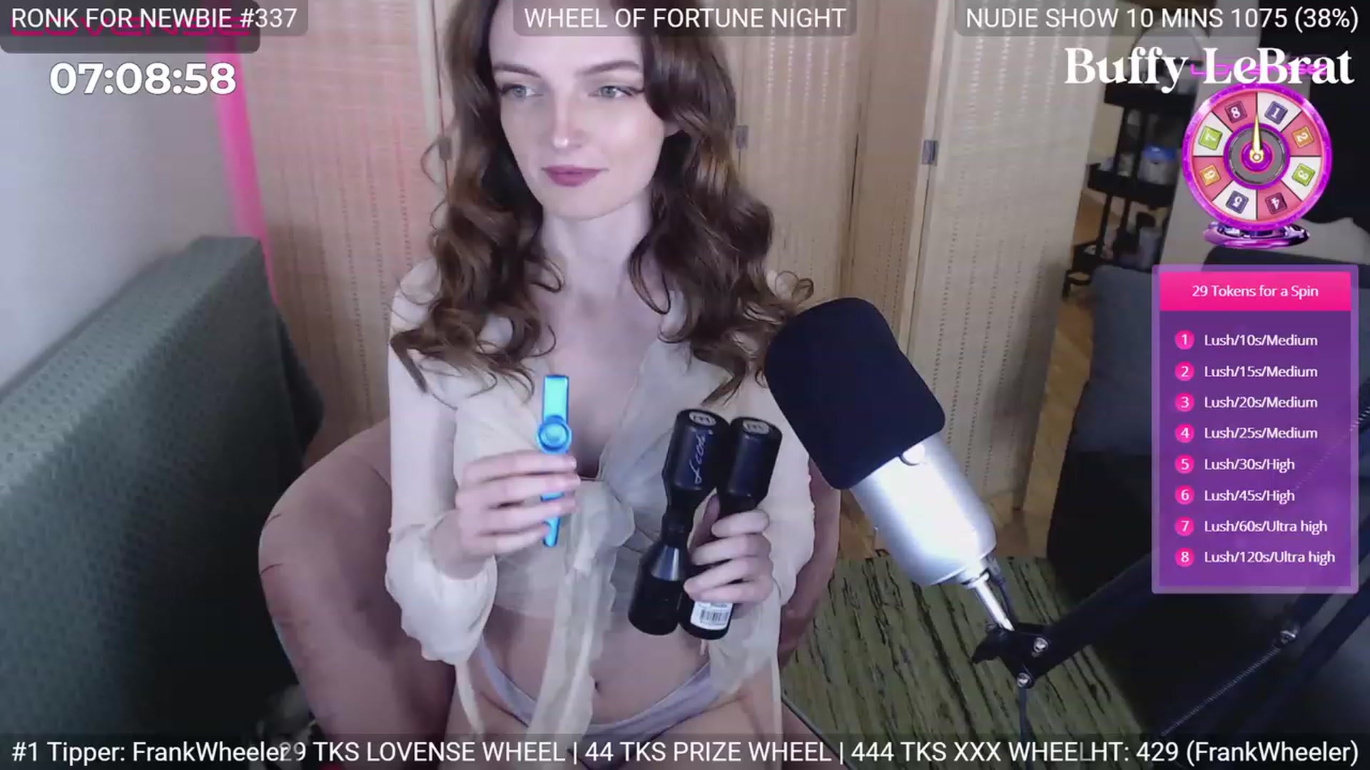 Gallery image thumbnail from BuffyLeBrat's myfreecams stream on, 04/07/2023, 24:02 image 15 of 20