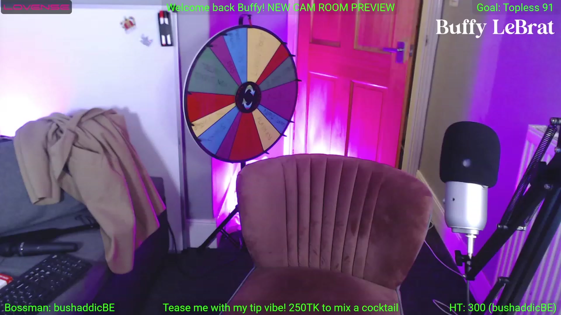 Gallery image thumbnail from BuffyLeBrat's myfreecams stream on, 06/04/2023, 03:54 image 2 of 20