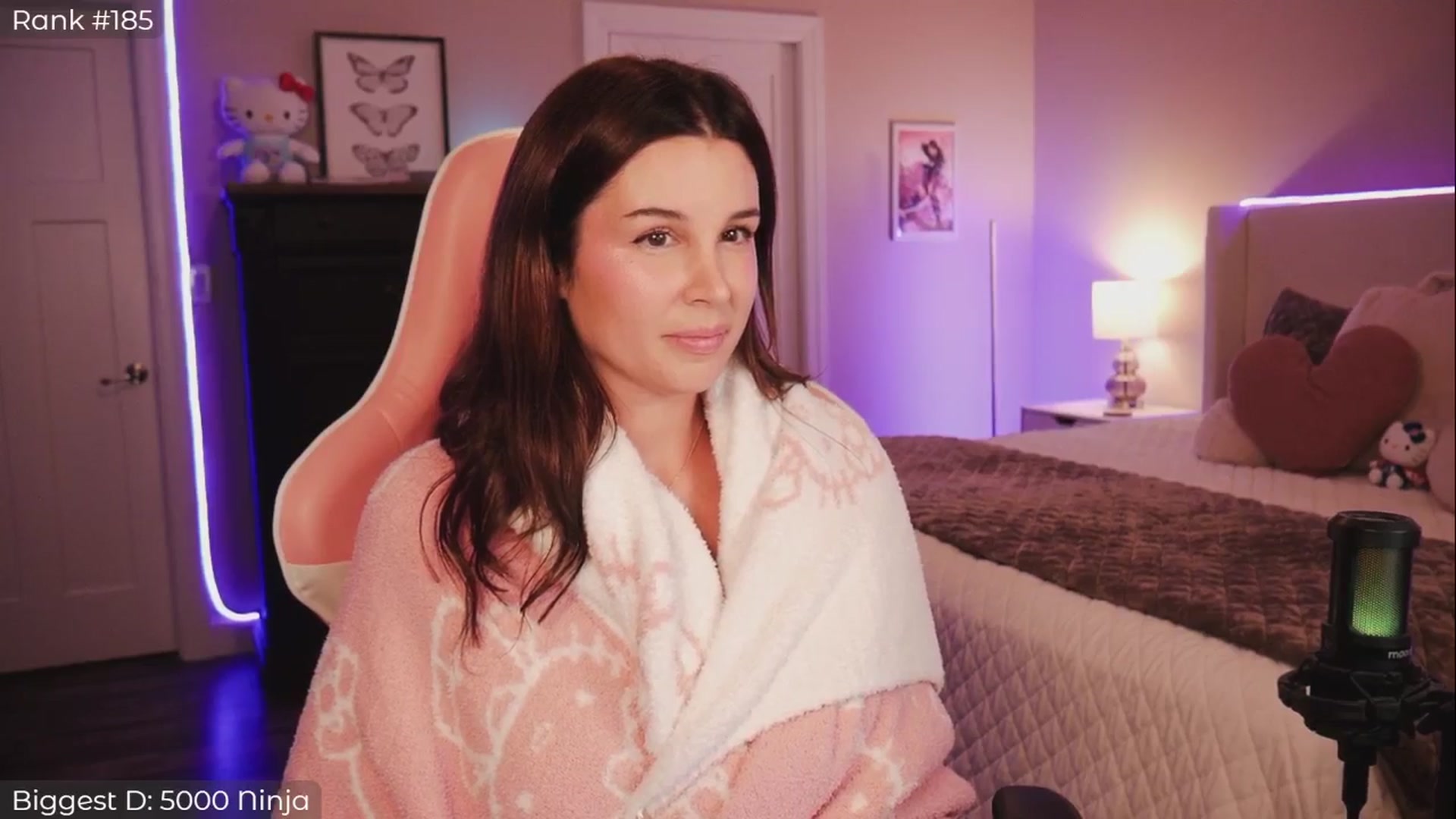 Gallery image thumbnail from Bunbun's myfreecams stream on, 08/06/2025, 01:26 image 9 of 20