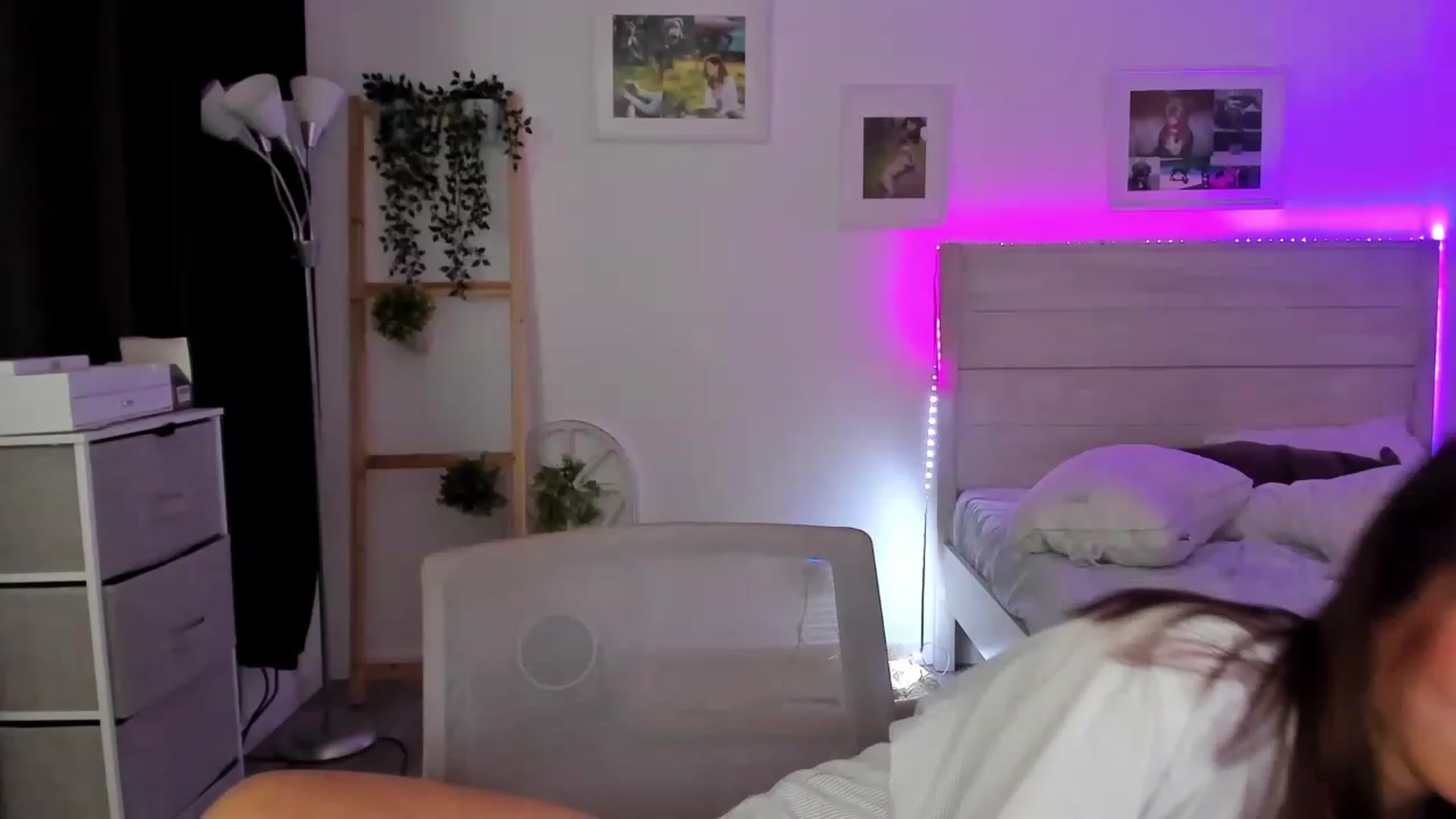 Gallery image thumbnail from Bunni_'s myfreecams stream on, 11/24/2022, 07:53 image 11 of 20