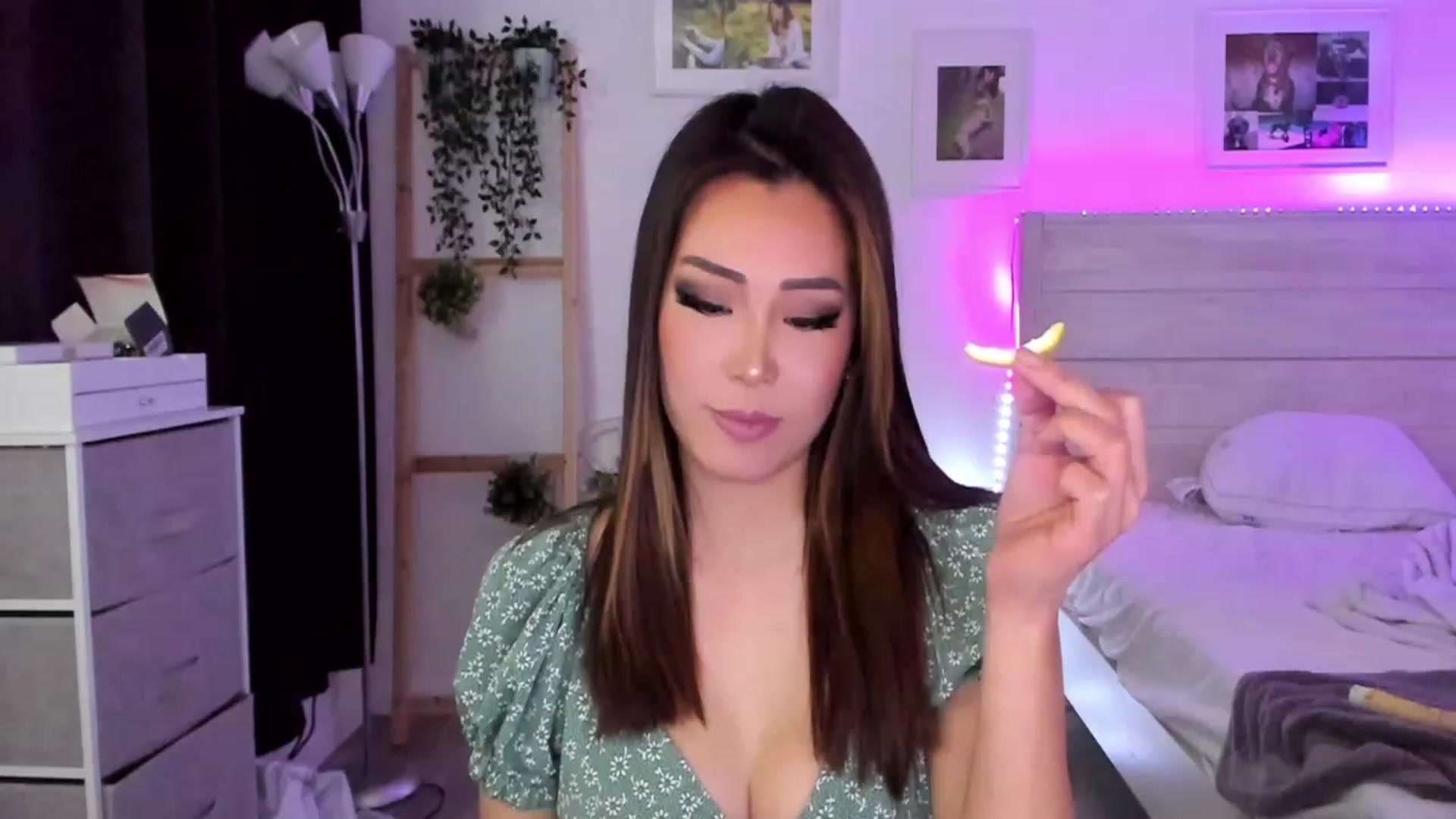 Gallery image thumbnail from Bunni_'s myfreecams stream on, 11/27/2022, 08:12 image 2 of 20
