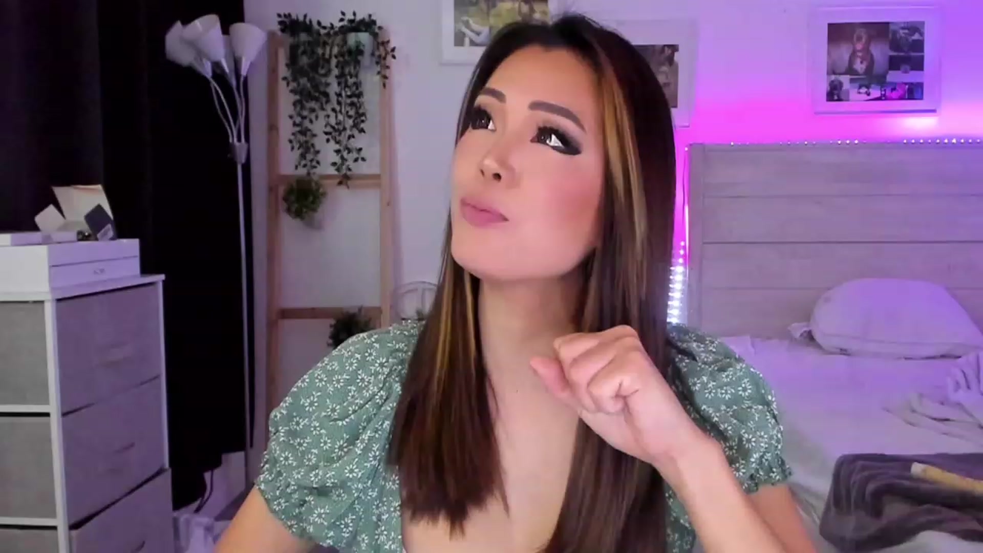Gallery image thumbnail from Bunni_'s myfreecams stream on, 11/27/2022, 08:12 image 7 of 20