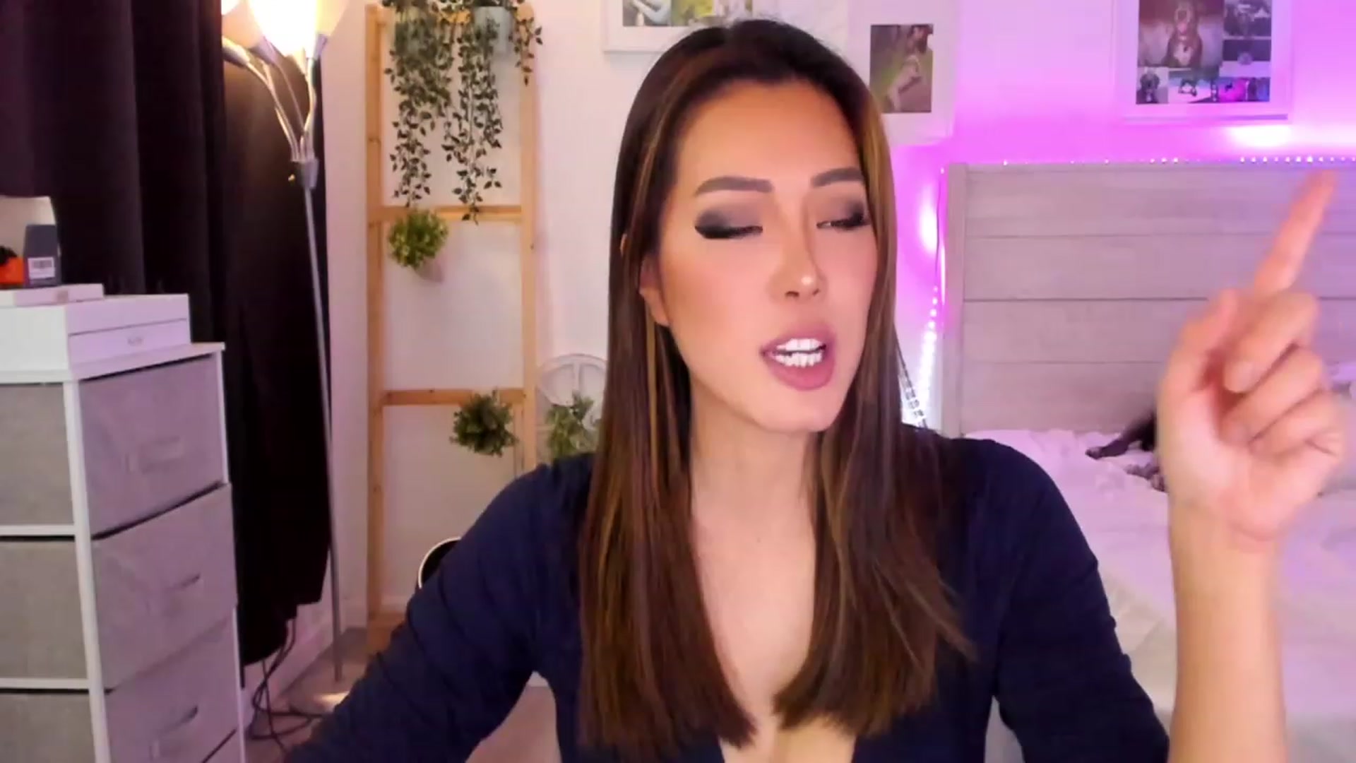 Gallery image thumbnail from Bunni_'s myfreecams stream on, 11/29/2022, 07:31 image 11 of 20