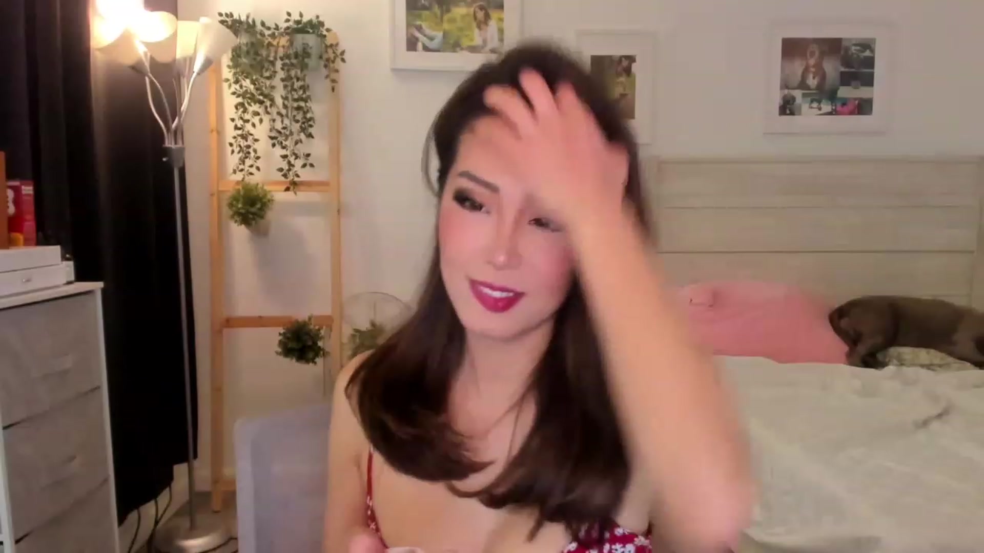 Gallery image thumbnail from Bunni_'s myfreecams stream on, 12/15/2022, 07:25 image 10 of 20