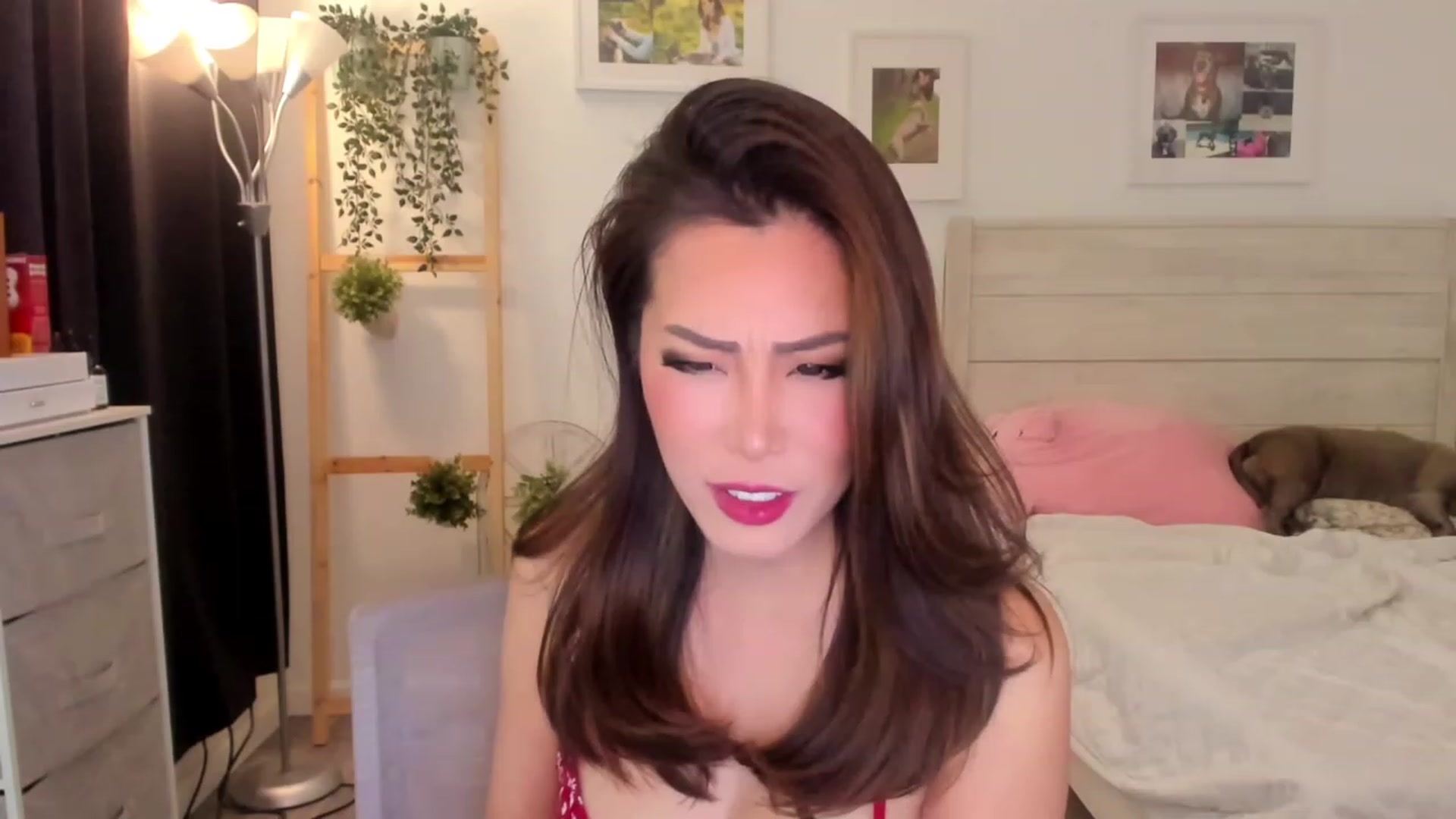 Gallery image thumbnail from Bunni_'s myfreecams stream on, 12/15/2022, 07:25 image 11 of 20