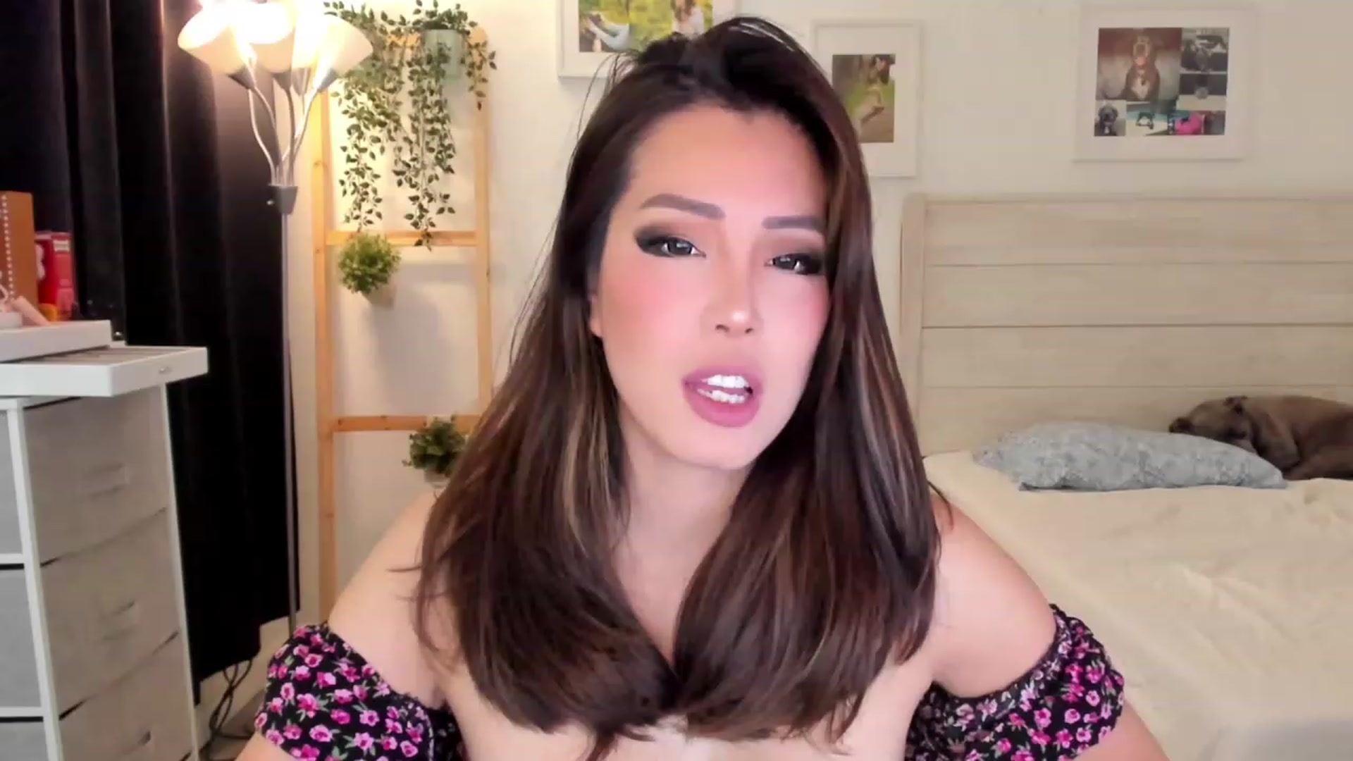 Gallery image thumbnail from Bunni_'s myfreecams stream on, 12/19/2022, 07:08 image 20 of 20