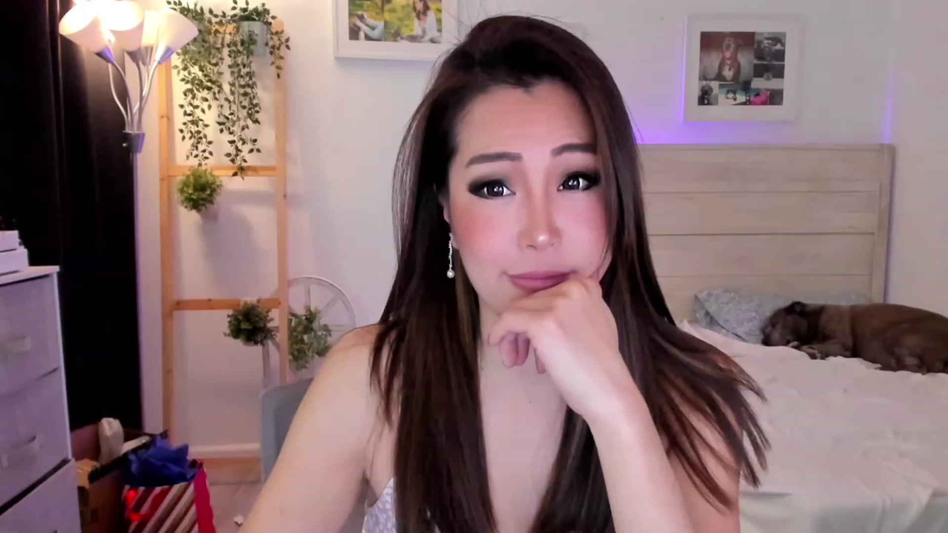 Gallery image thumbnail from Bunni_'s myfreecams stream on, 12/25/2022, 08:05 image 13 of 20