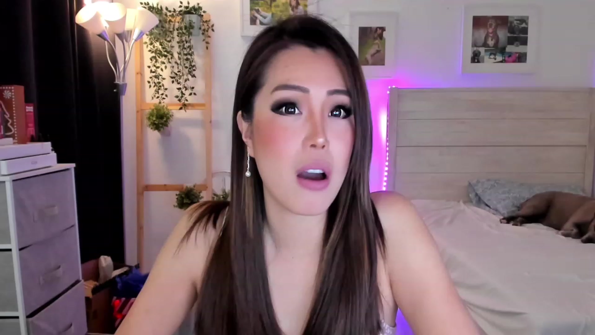 Gallery image thumbnail from Bunni_'s myfreecams stream on, 12/25/2022, 08:05 image 4 of 20