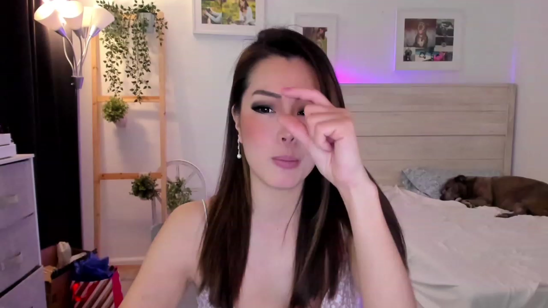 Gallery image thumbnail from Bunni_'s myfreecams stream on, 12/25/2022, 08:05 image 14 of 20