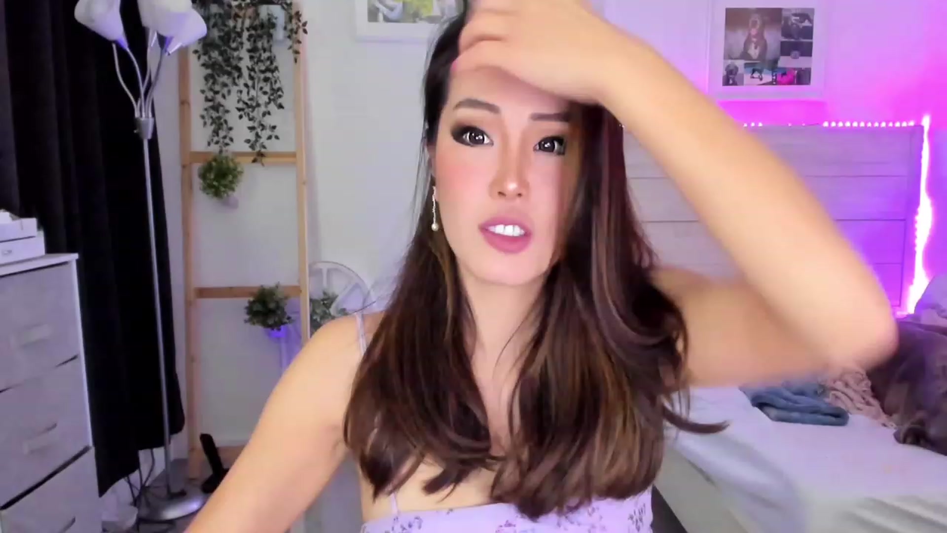 Gallery image thumbnail from Bunni_'s myfreecams stream on, 01/08/2023, 07:00 image 7 of 20