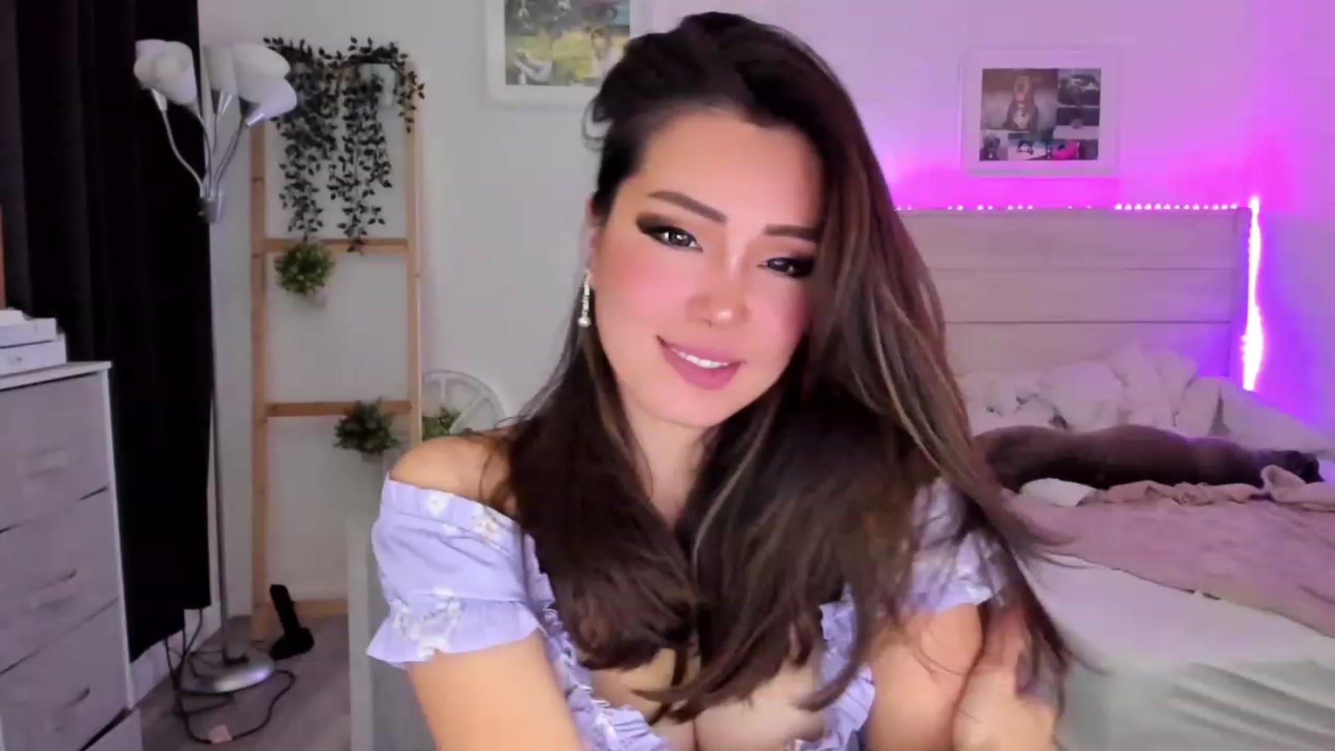 Gallery image thumbnail from Bunni_'s myfreecams stream on, 01/09/2023, 07:28 image 19 of 20