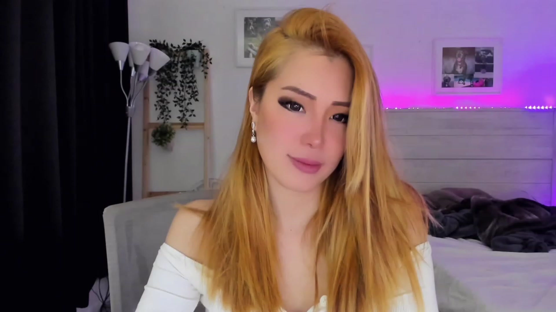 Gallery image thumbnail from Bunni_'s myfreecams stream on, 01/21/2023, 08:09 image 10 of 20