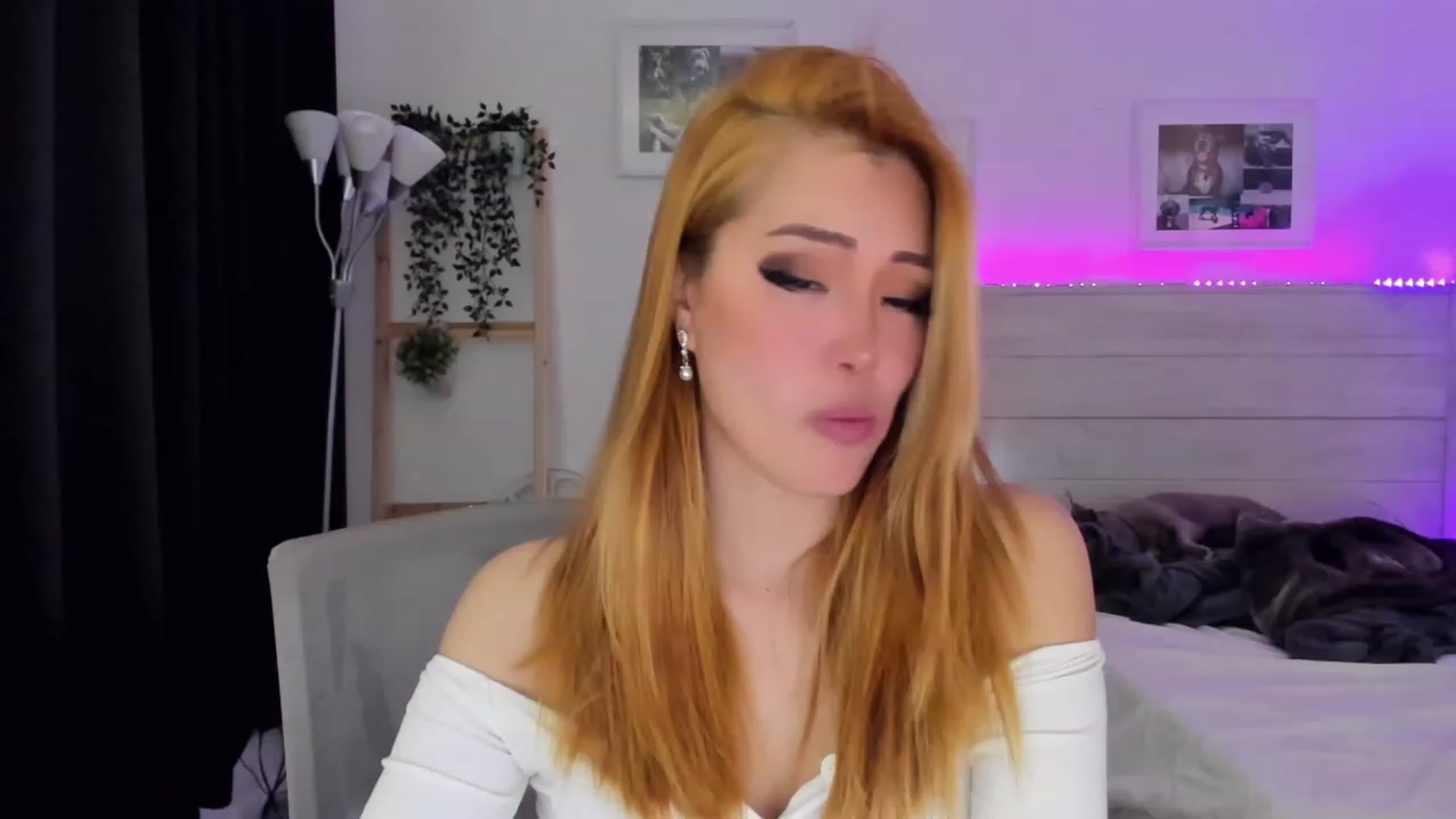 Gallery image thumbnail from Bunni_'s myfreecams stream on, 01/21/2023, 08:09 image 13 of 20