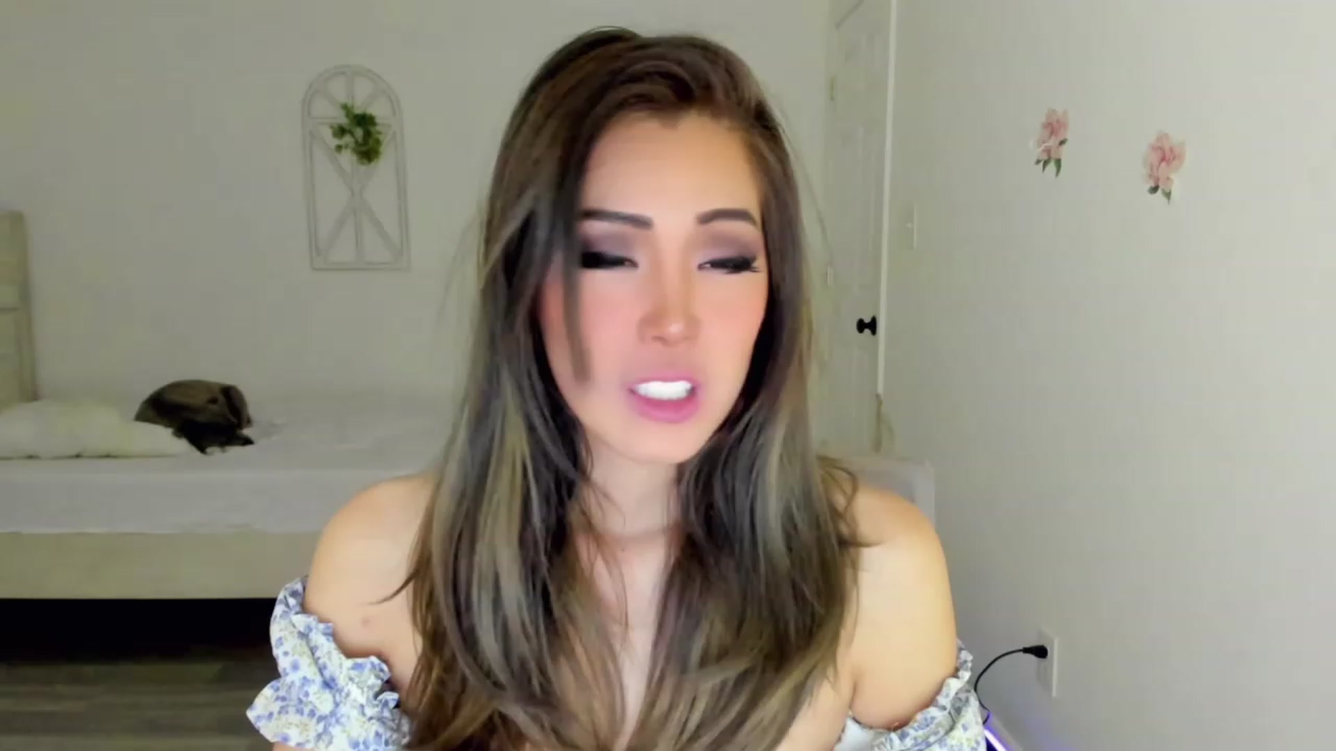 Gallery image thumbnail from Bunni_'s myfreecams stream on, 01/27/2023, 07:32 image 7 of 20