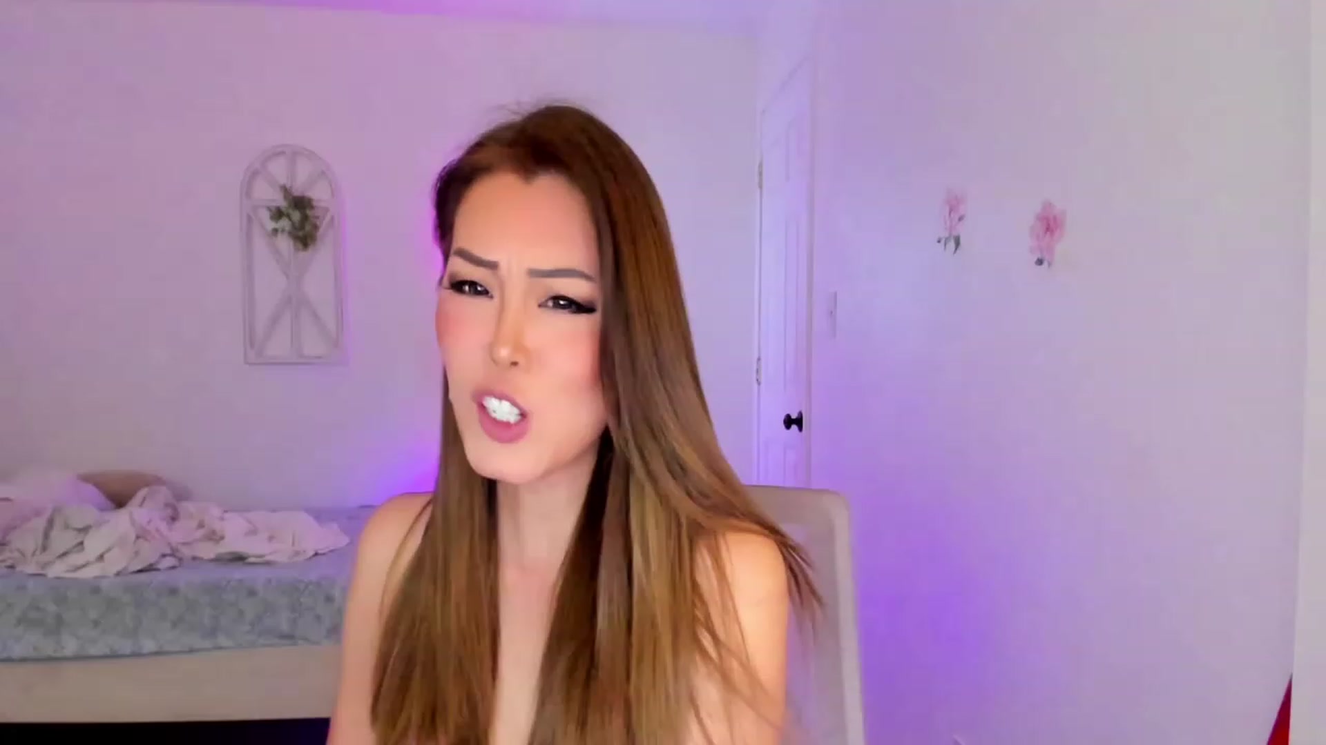 Gallery image thumbnail from Bunni_'s myfreecams stream on, 02/06/2023, 08:53 image 1 of 20