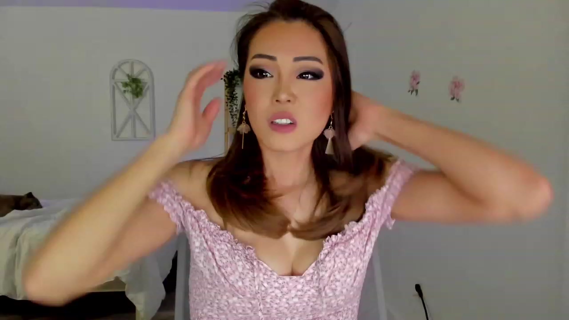 Gallery image thumbnail from Bunni_'s myfreecams stream on, 02/26/2023, 07:12 image 8 of 20