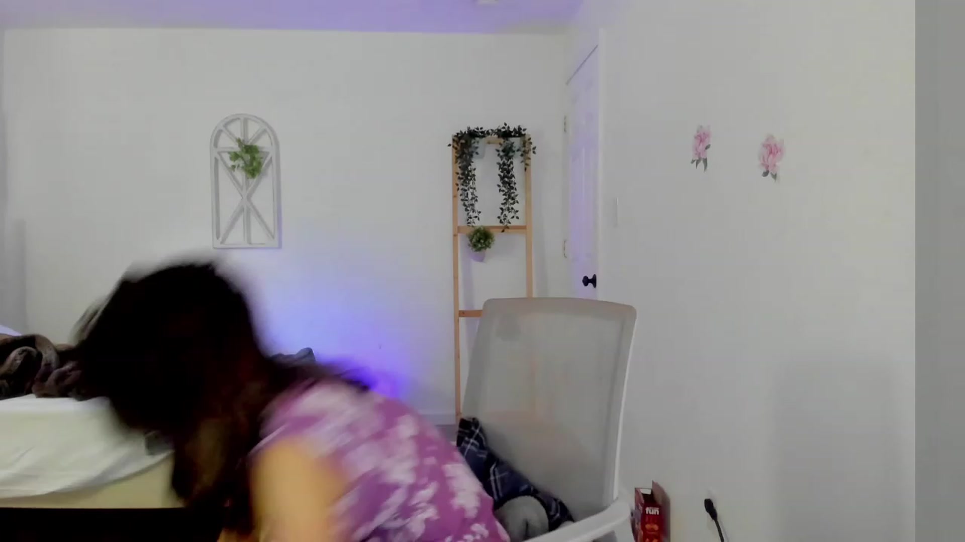 Gallery image thumbnail from Bunni_'s myfreecams stream on, 03/05/2023, 08:58 image 15 of 20