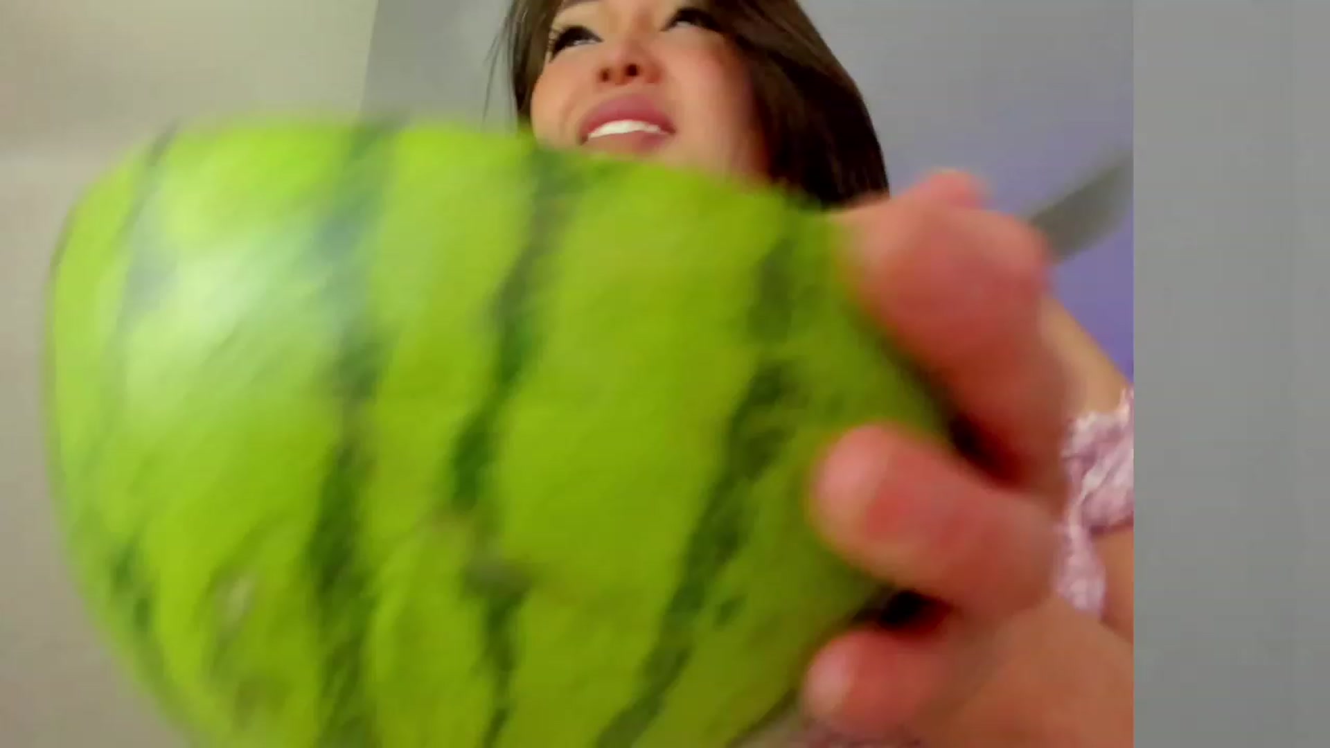 Gallery image thumbnail from Bunni_'s myfreecams stream on, 03/07/2023, 07:27 image 14 of 20