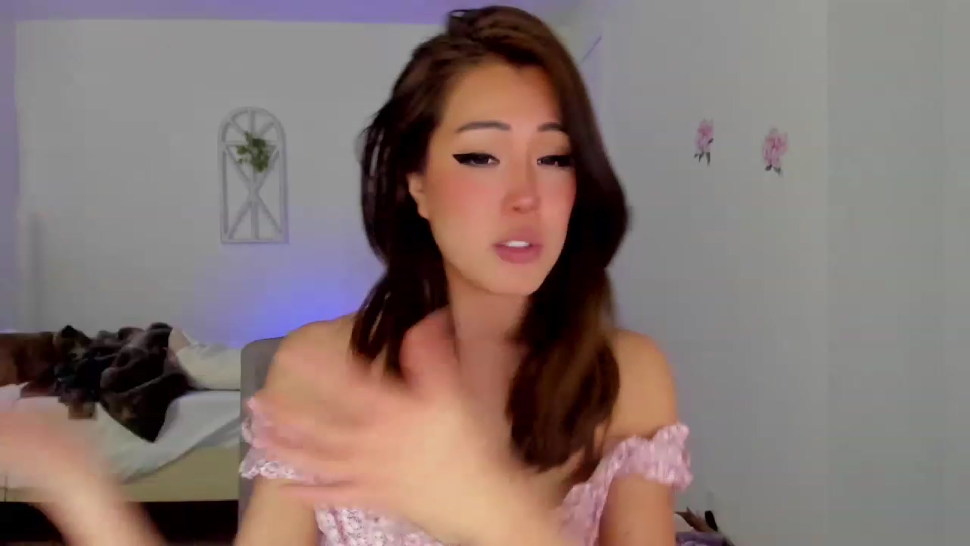 Gallery image thumbnail from Bunni_'s myfreecams stream on, 03/07/2023, 07:27 image 18 of 20