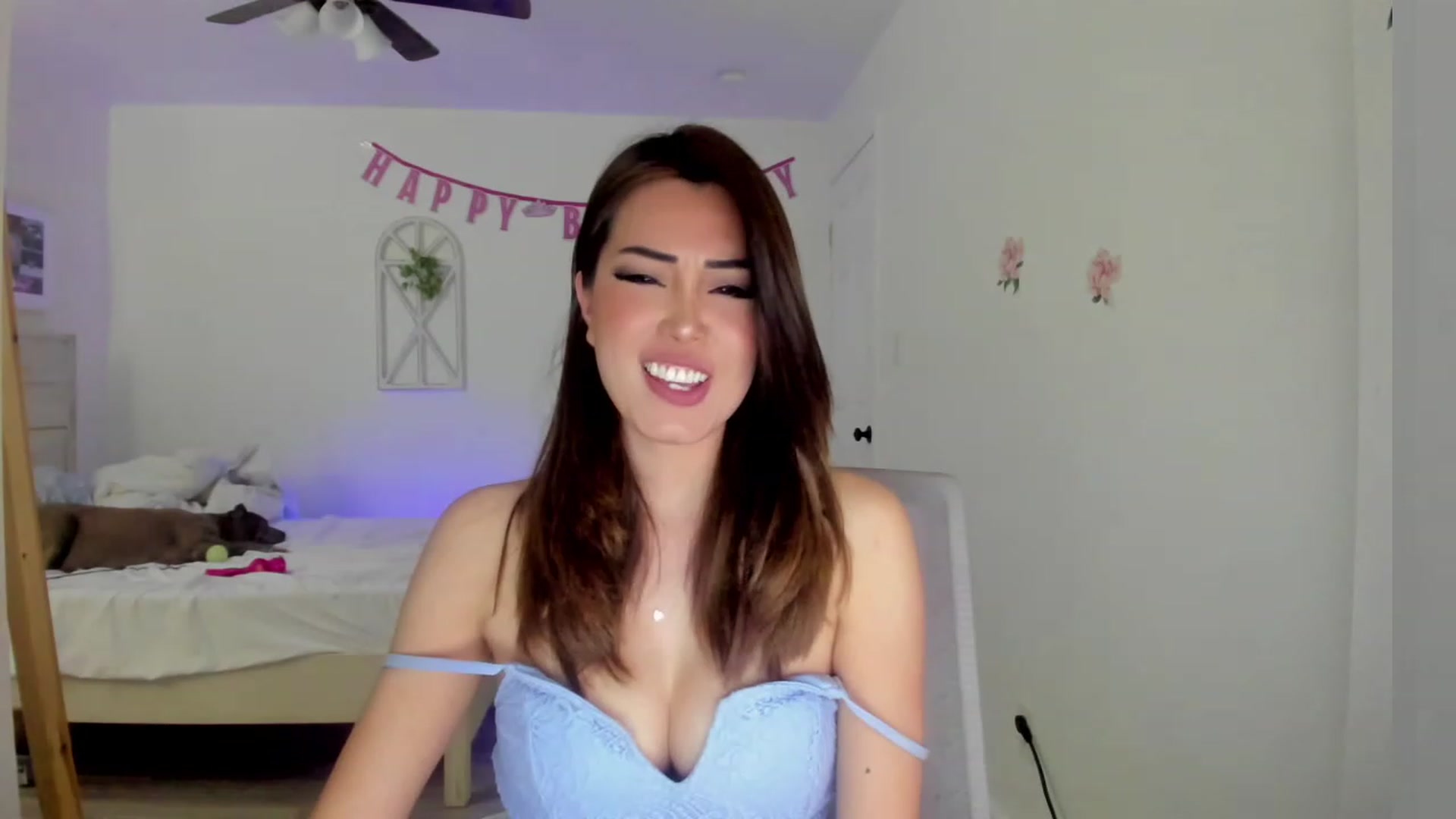 Gallery image thumbnail from Bunni_'s myfreecams stream on, 03/19/2023, 06:31 image 14 of 20