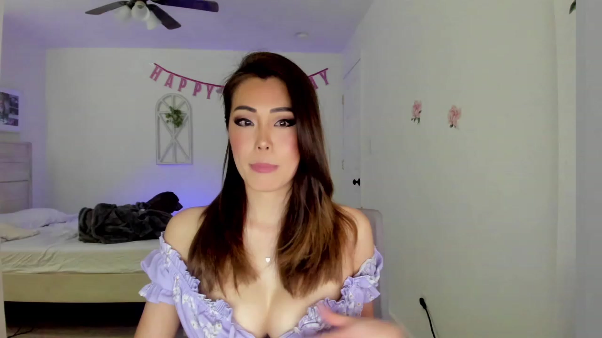 Gallery image thumbnail from Bunni_'s myfreecams stream on, 03/21/2023, 07:07 image 10 of 20
