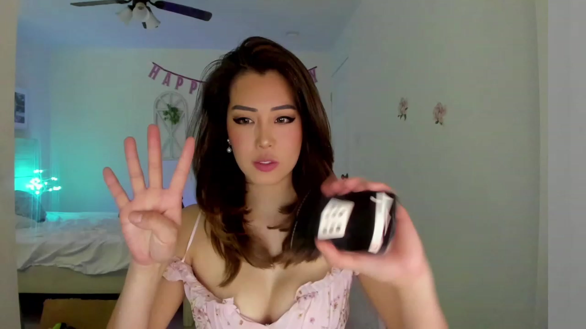Gallery image thumbnail from Bunni_'s myfreecams stream on, 03/27/2023, 06:30 image 12 of 20
