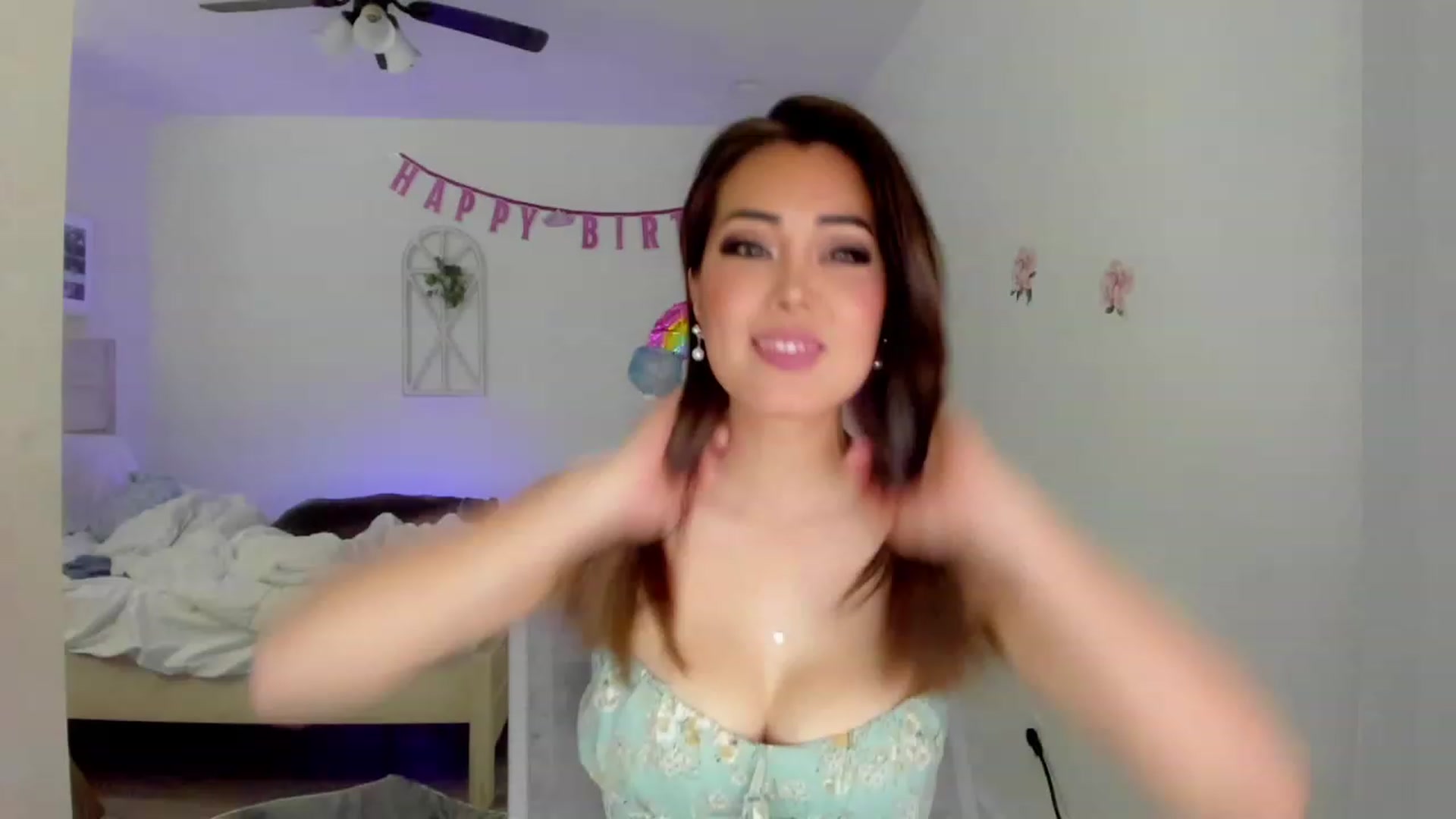 Gallery image thumbnail from Bunni_'s myfreecams stream on, 03/29/2023, 06:17 image 18 of 20