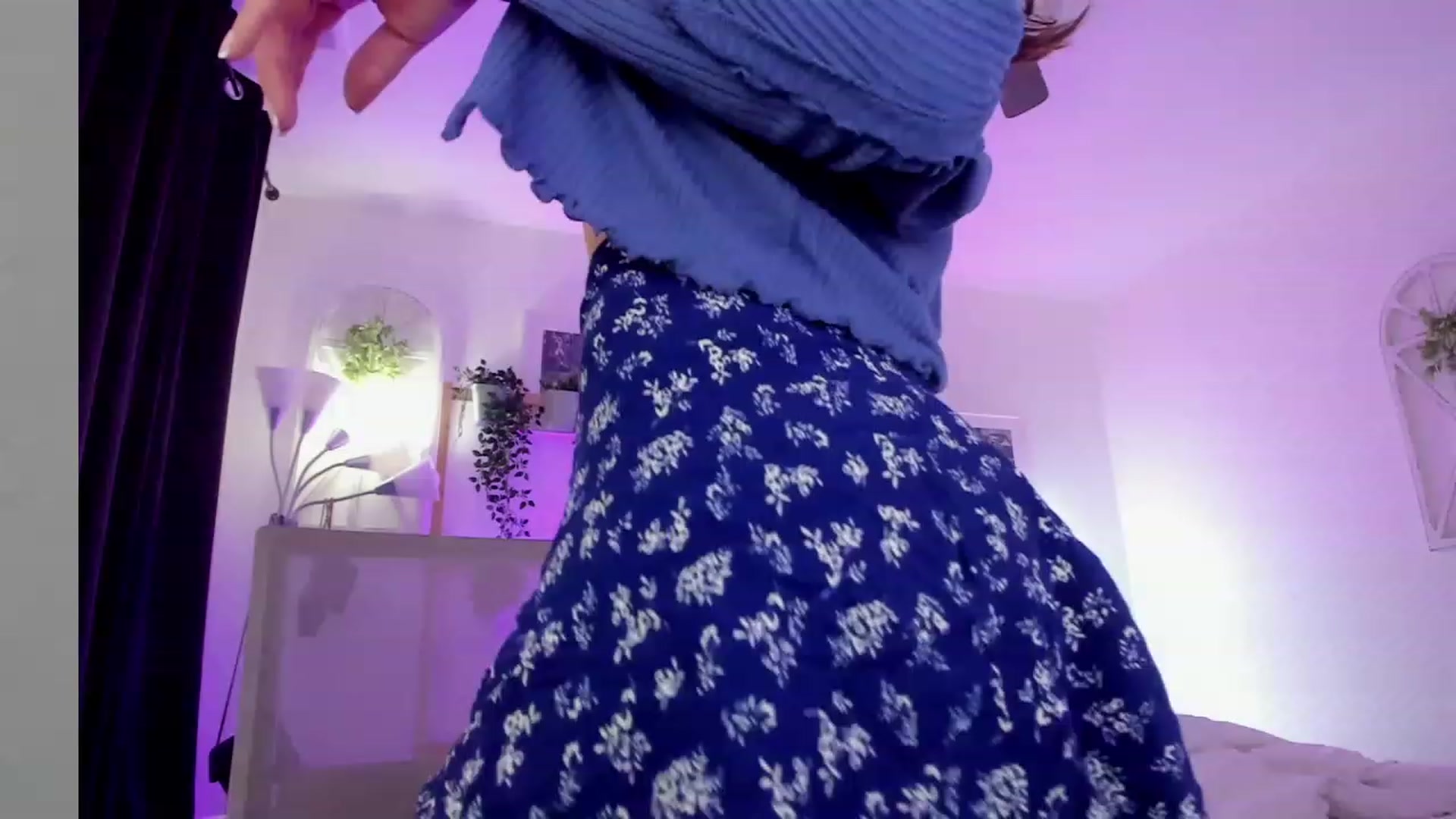 Gallery image thumbnail from Bunni_'s myfreecams stream on, 04/01/2023, 06:28 image 14 of 20
