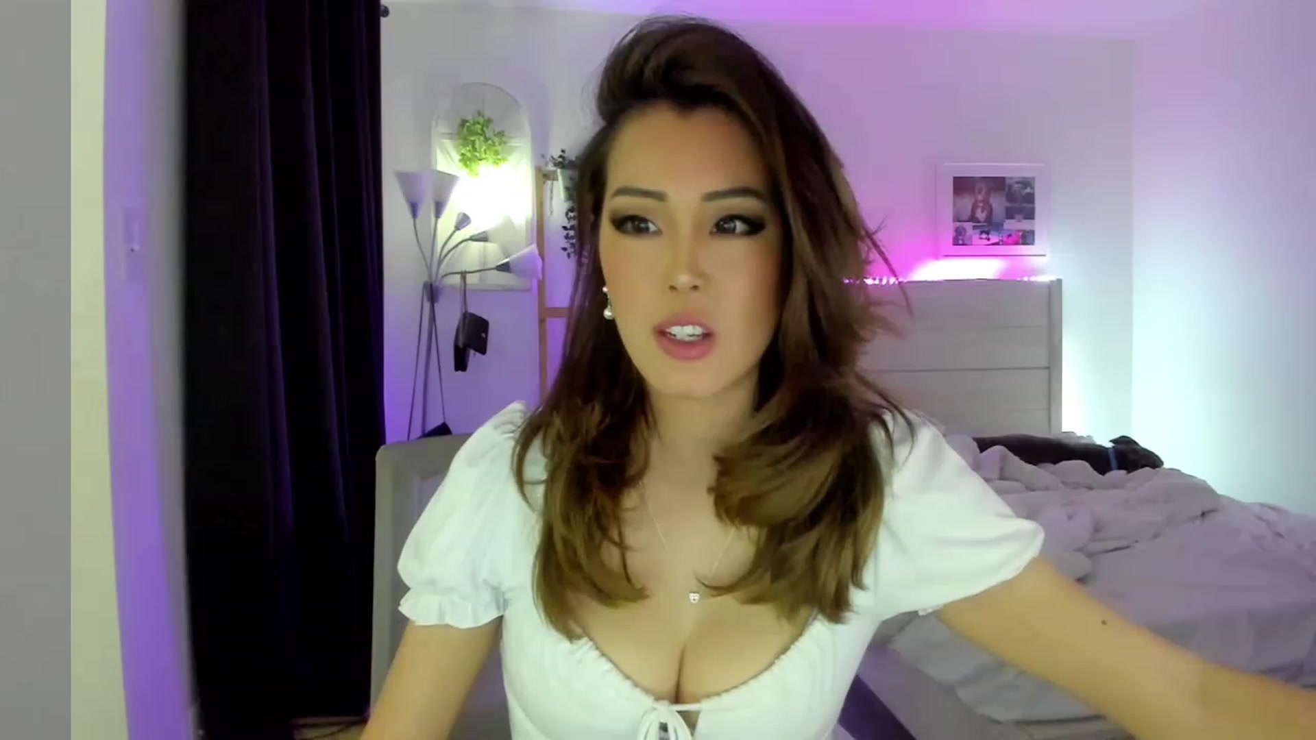 Gallery image thumbnail from Bunni_'s myfreecams stream on, 04/02/2023, 06:51 image 17 of 20