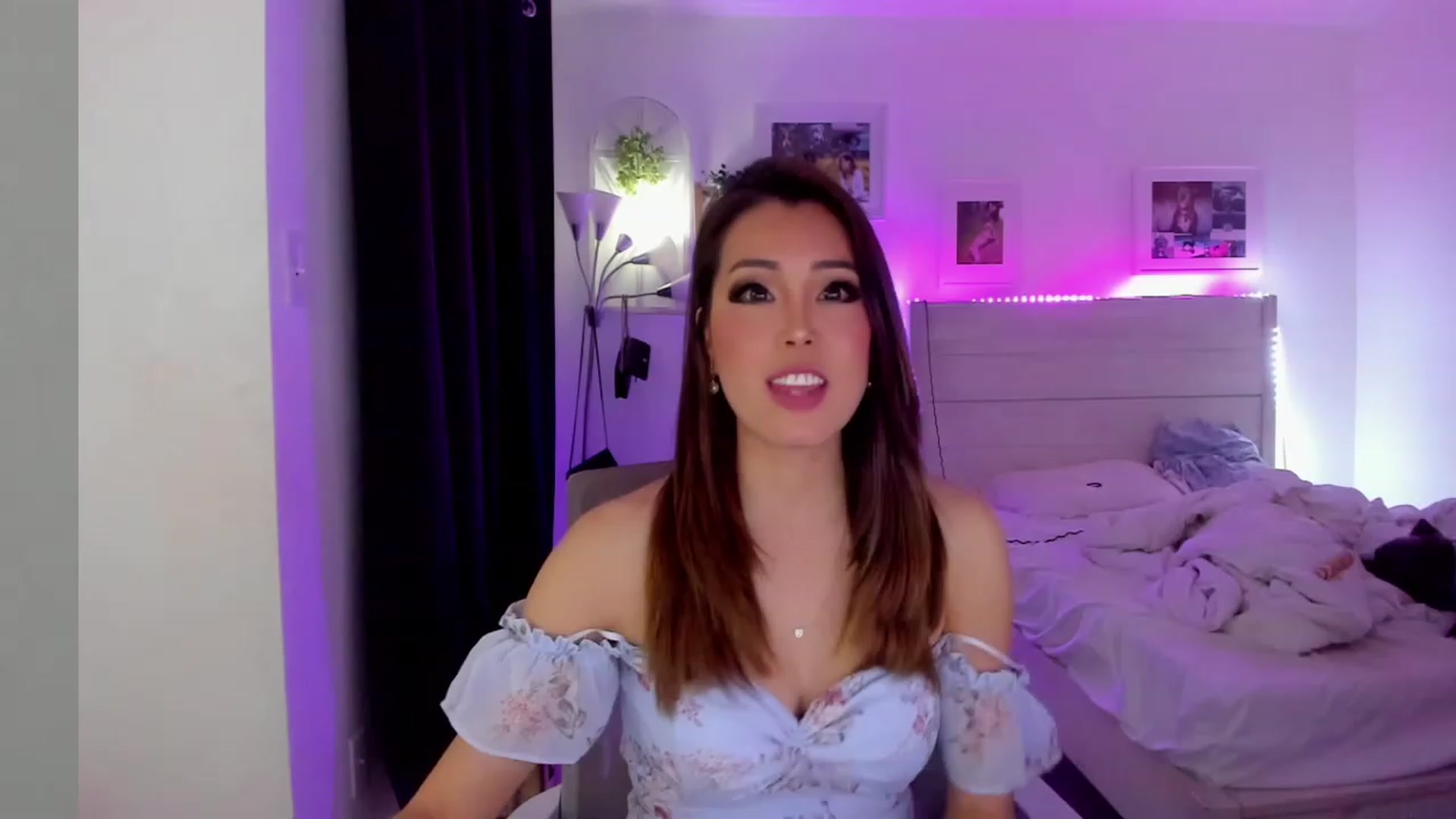 Gallery image thumbnail from Bunni_'s myfreecams stream on, 04/04/2023, 07:03 image 12 of 20