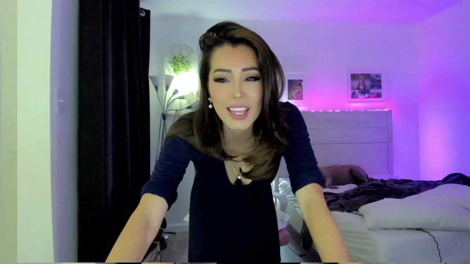 Gallery image thumbnail from Bunni_'s myfreecams stream on, 04/16/2023, 06:40 image 9 of 20