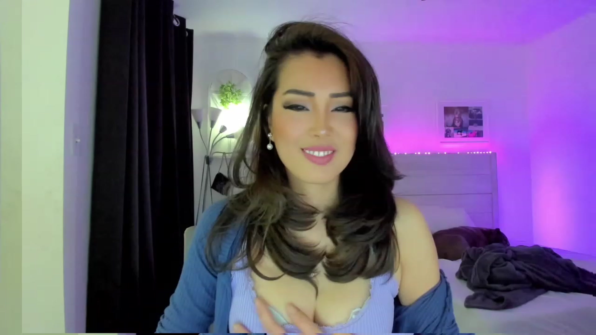 Gallery image thumbnail from Bunni_'s myfreecams stream on, 04/18/2023, 06:34 image 13 of 20