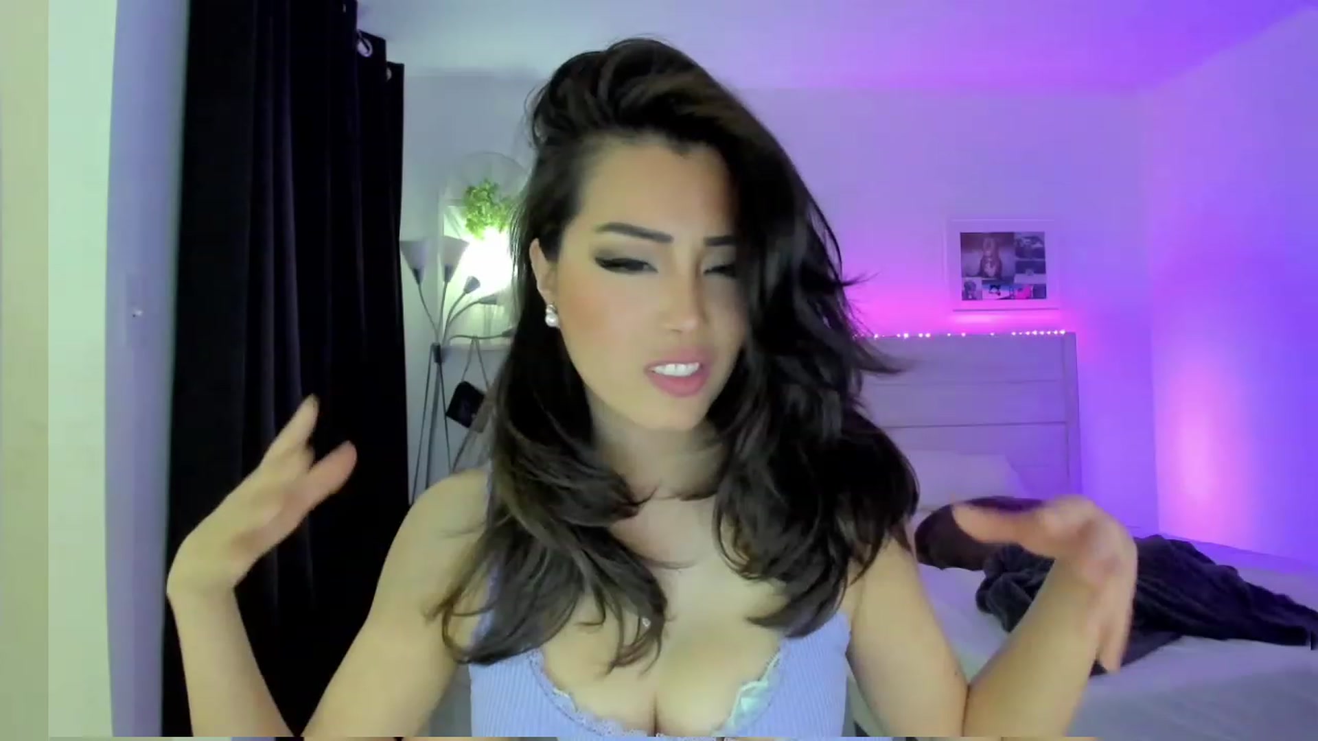 Gallery image thumbnail from Bunni_'s myfreecams stream on, 04/18/2023, 06:34 image 20 of 20