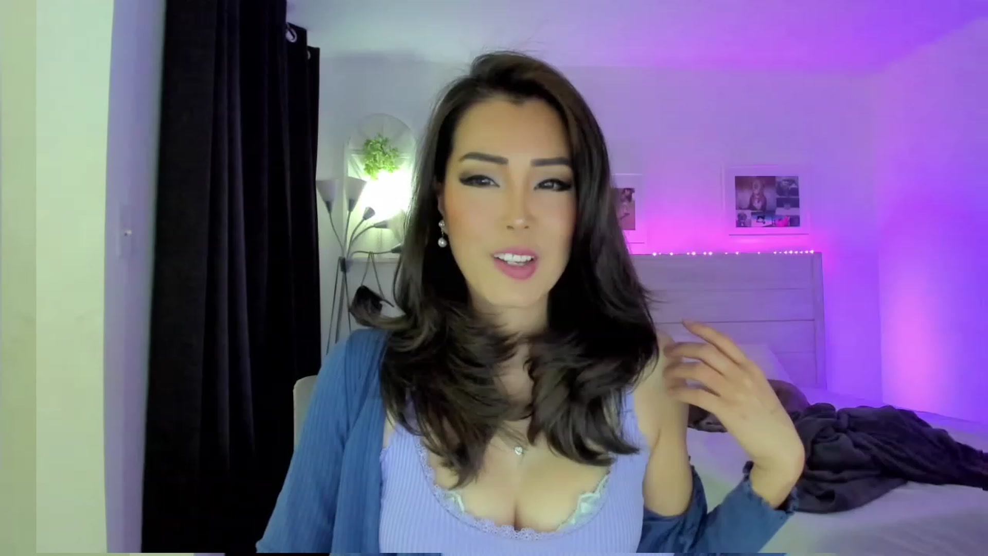 Gallery image thumbnail from Bunni_'s myfreecams stream on, 04/18/2023, 06:34 image 4 of 20