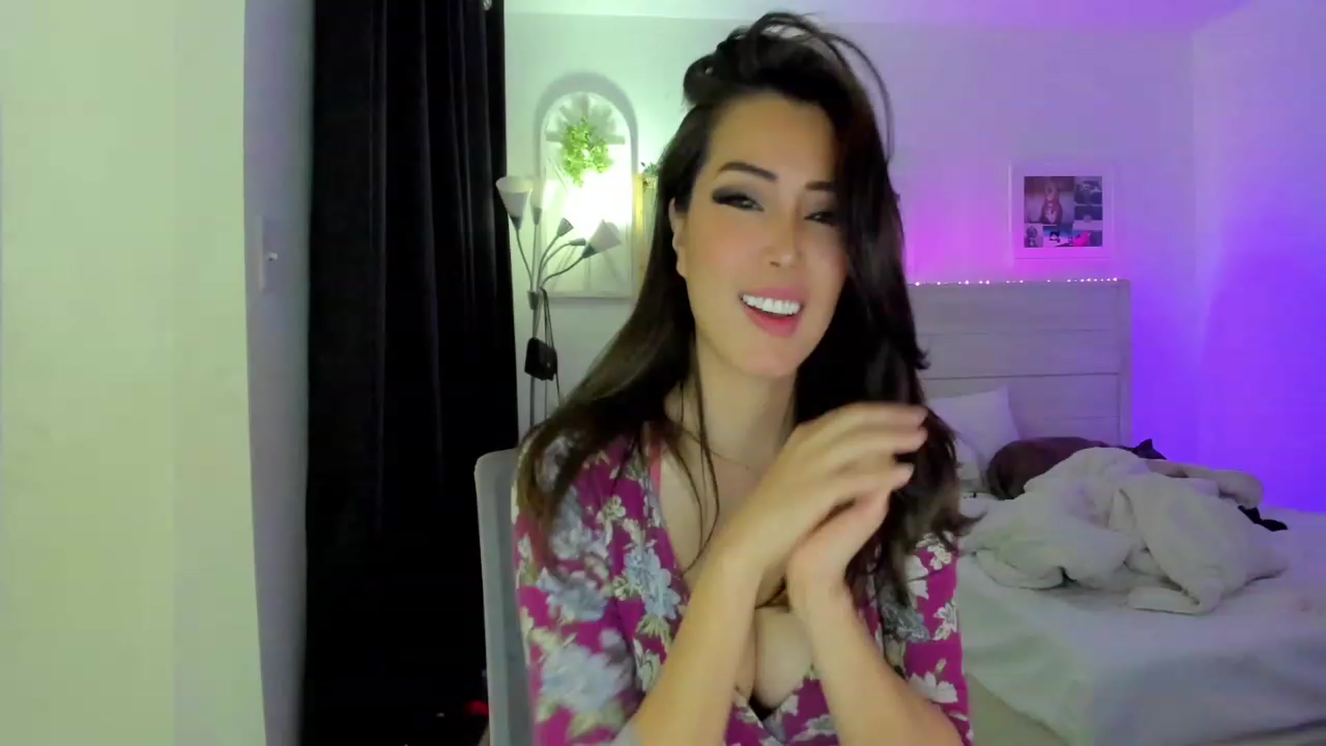 Gallery image thumbnail from Bunni_'s myfreecams stream on, 05/04/2023, 06:46 image 19 of 20