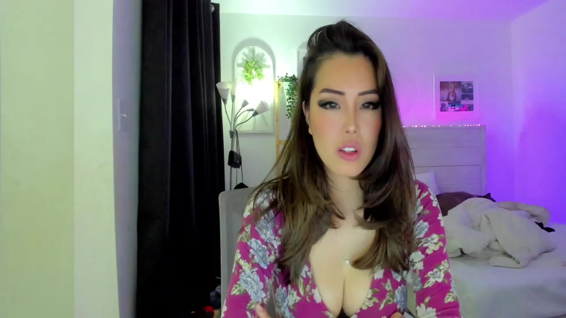 Gallery image thumbnail from Bunni_'s myfreecams stream on, 05/04/2023, 06:46 image 16 of 20