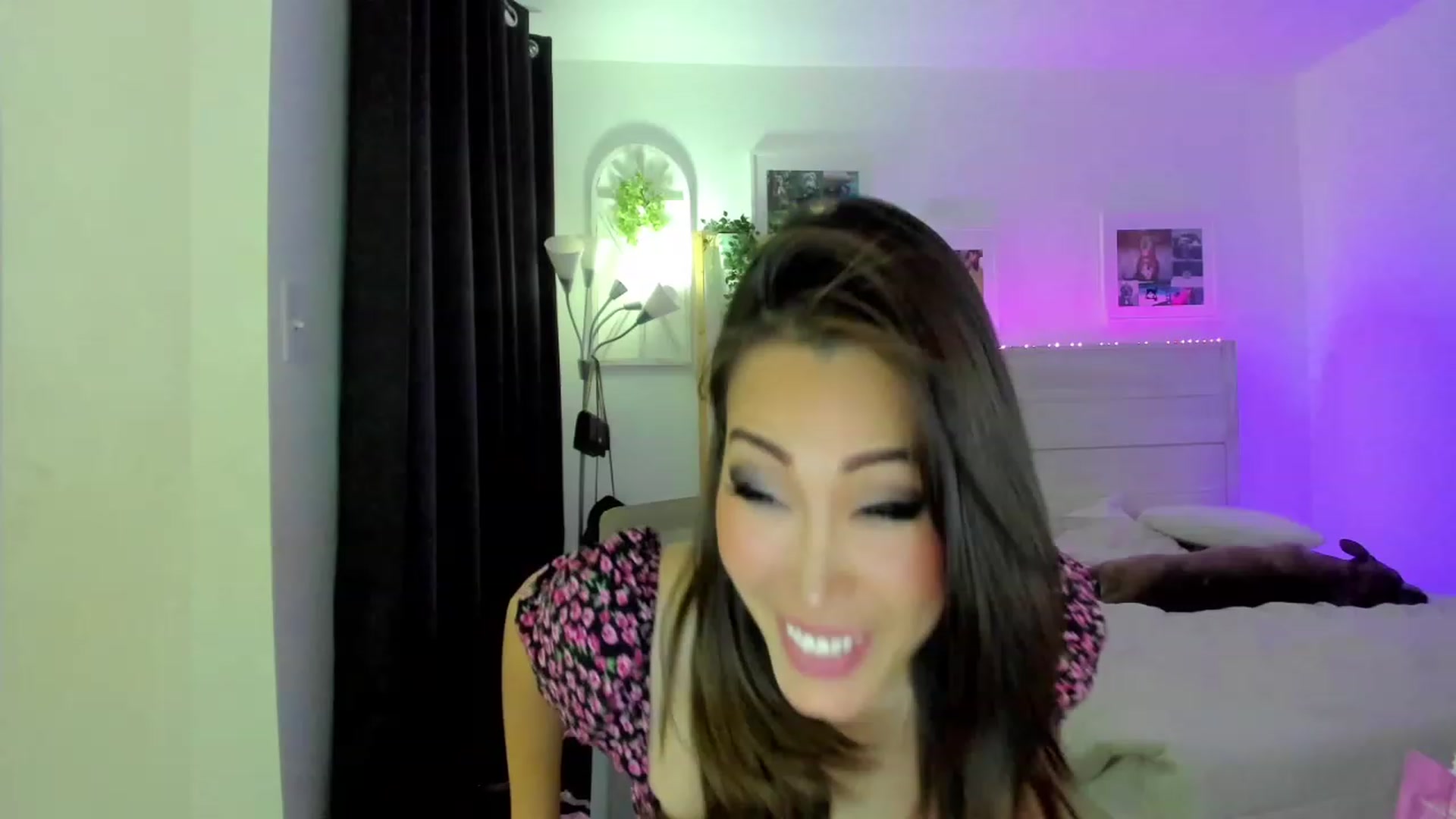 Gallery image thumbnail from Bunni_'s myfreecams stream on, 05/05/2023, 07:03 image 19 of 20