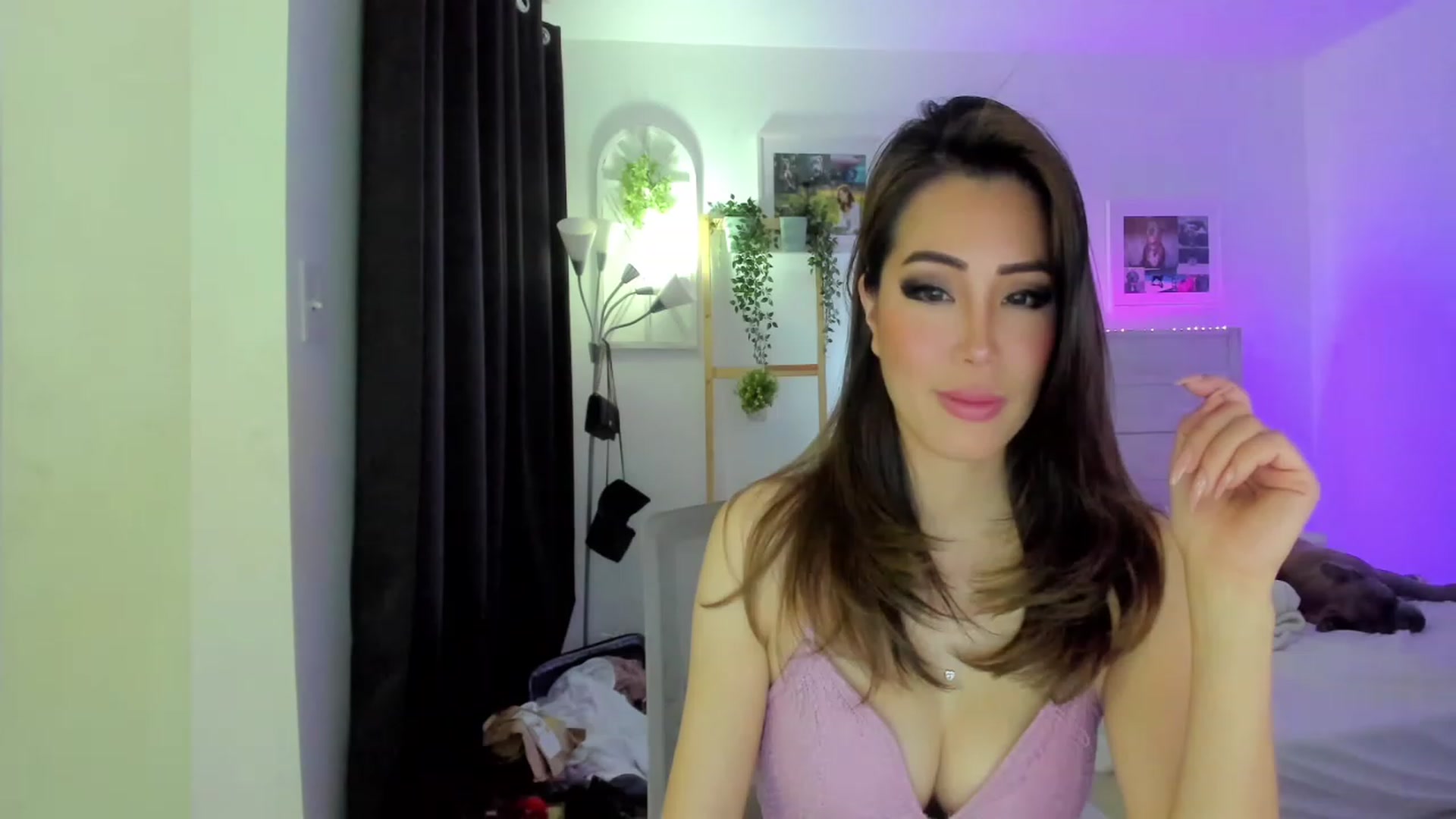 Gallery image thumbnail from Bunni_'s myfreecams stream on, 05/07/2023, 06:06 image 7 of 20