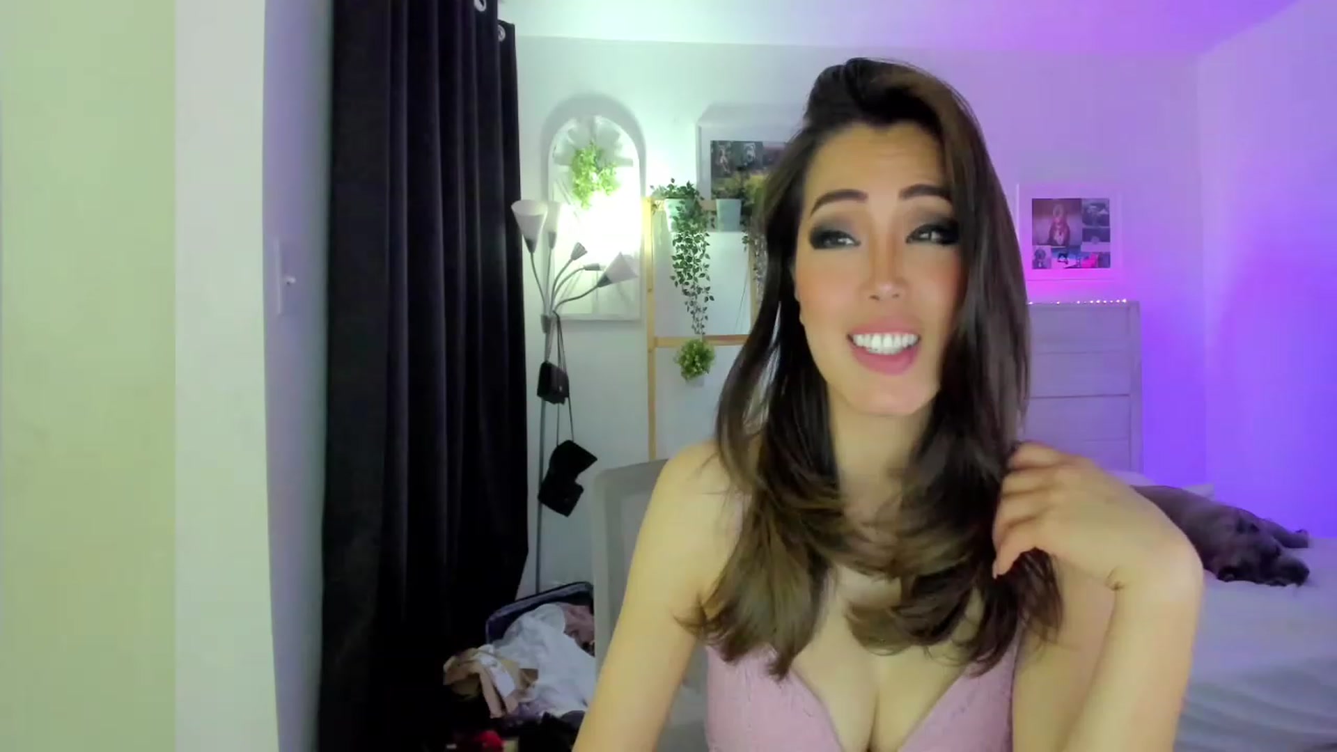 Gallery image thumbnail from Bunni_'s myfreecams stream on, 05/07/2023, 06:06 image 17 of 20
