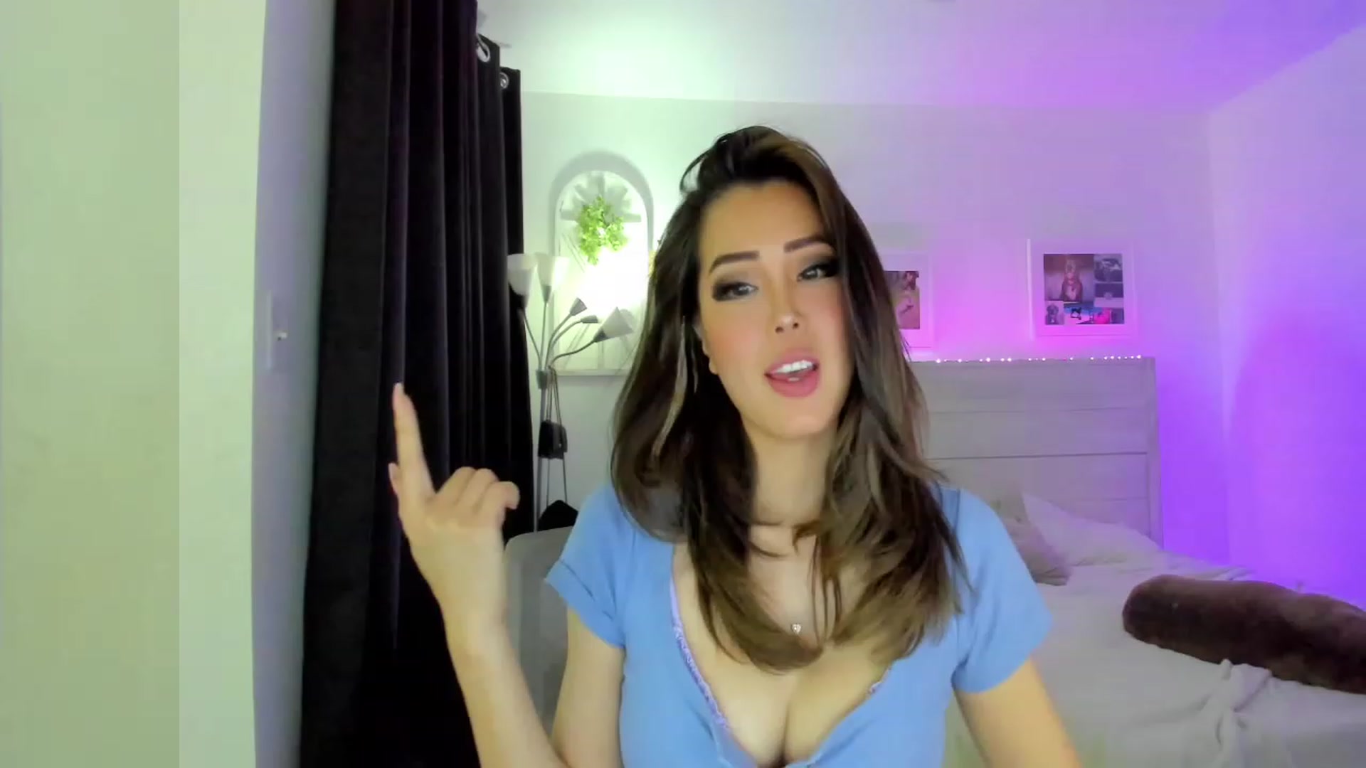 Gallery image thumbnail from Bunni_'s myfreecams stream on, 05/09/2023, 06:14 image 5 of 20