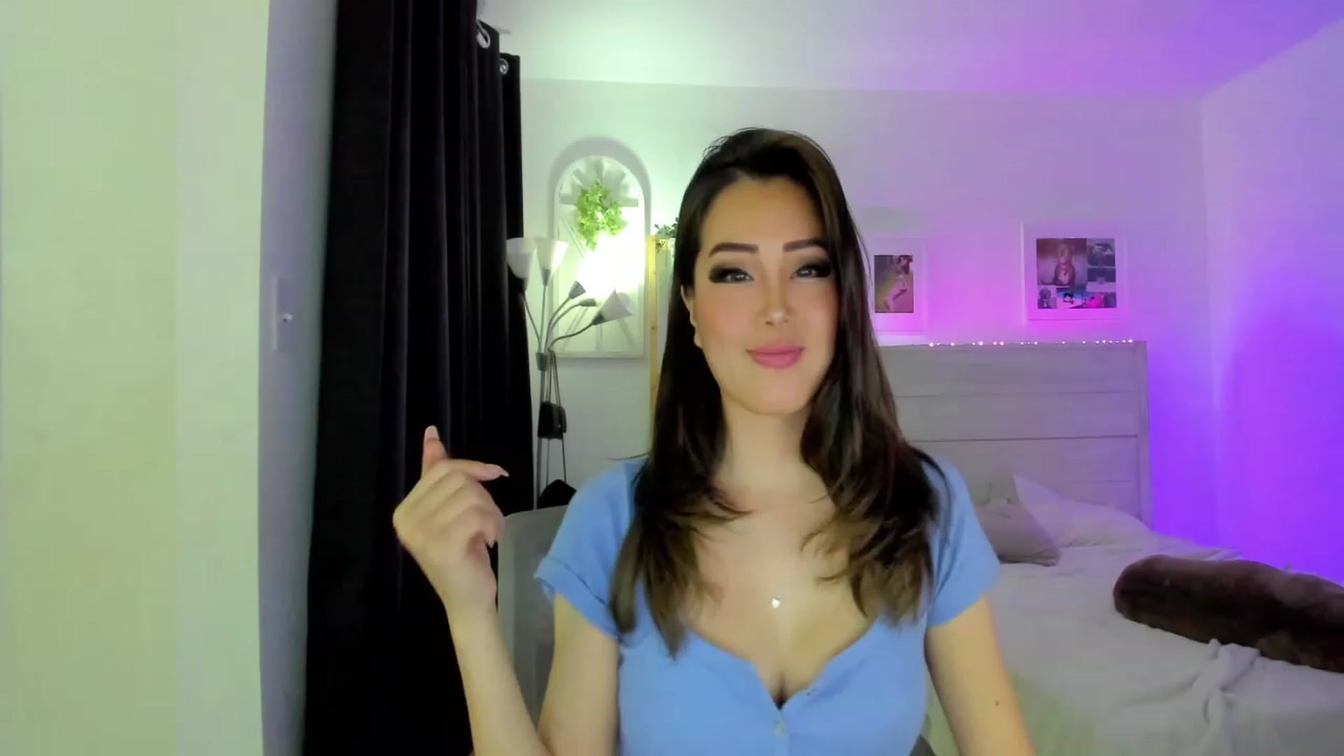 Gallery image thumbnail from Bunni_'s myfreecams stream on, 05/09/2023, 06:14 image 2 of 20