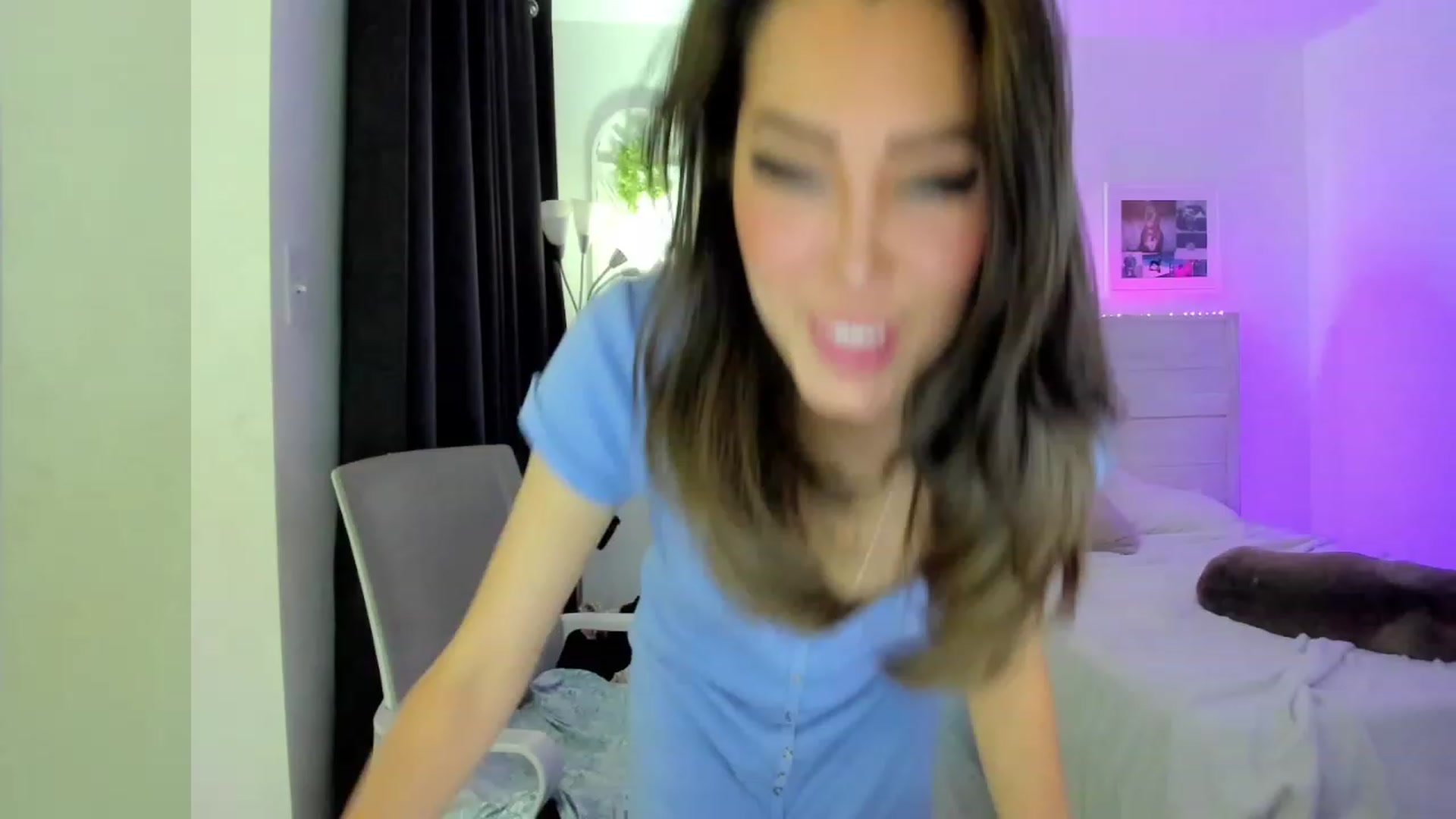 Gallery image thumbnail from Bunni_'s myfreecams stream on, 05/09/2023, 06:14 image 16 of 20