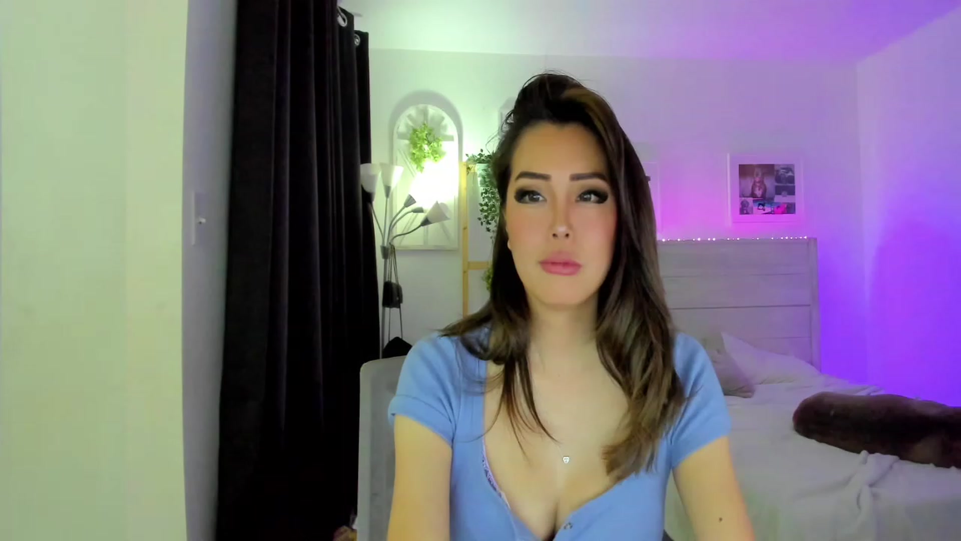 Gallery image thumbnail from Bunni_'s myfreecams stream on, 05/09/2023, 06:14 image 15 of 20