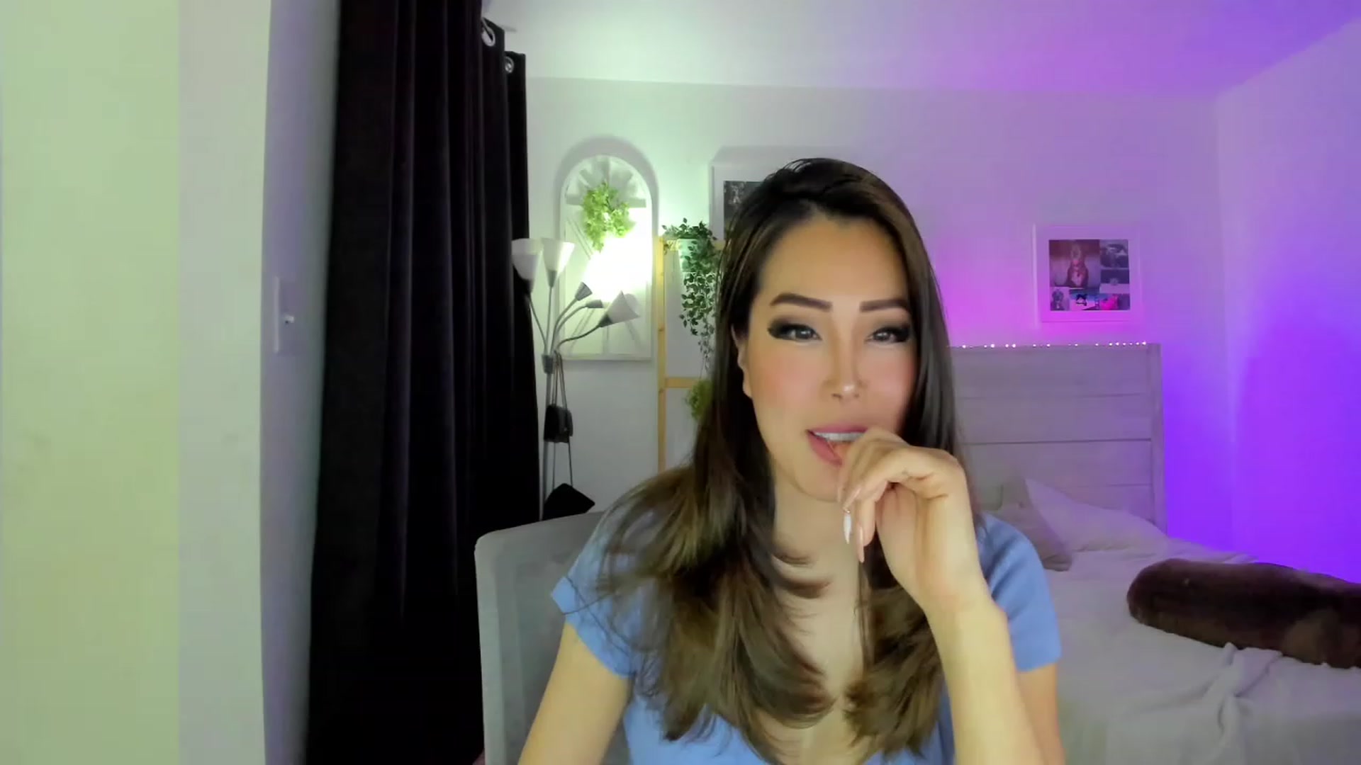 Gallery image thumbnail from Bunni_'s myfreecams stream on, 05/09/2023, 06:14 image 1 of 20