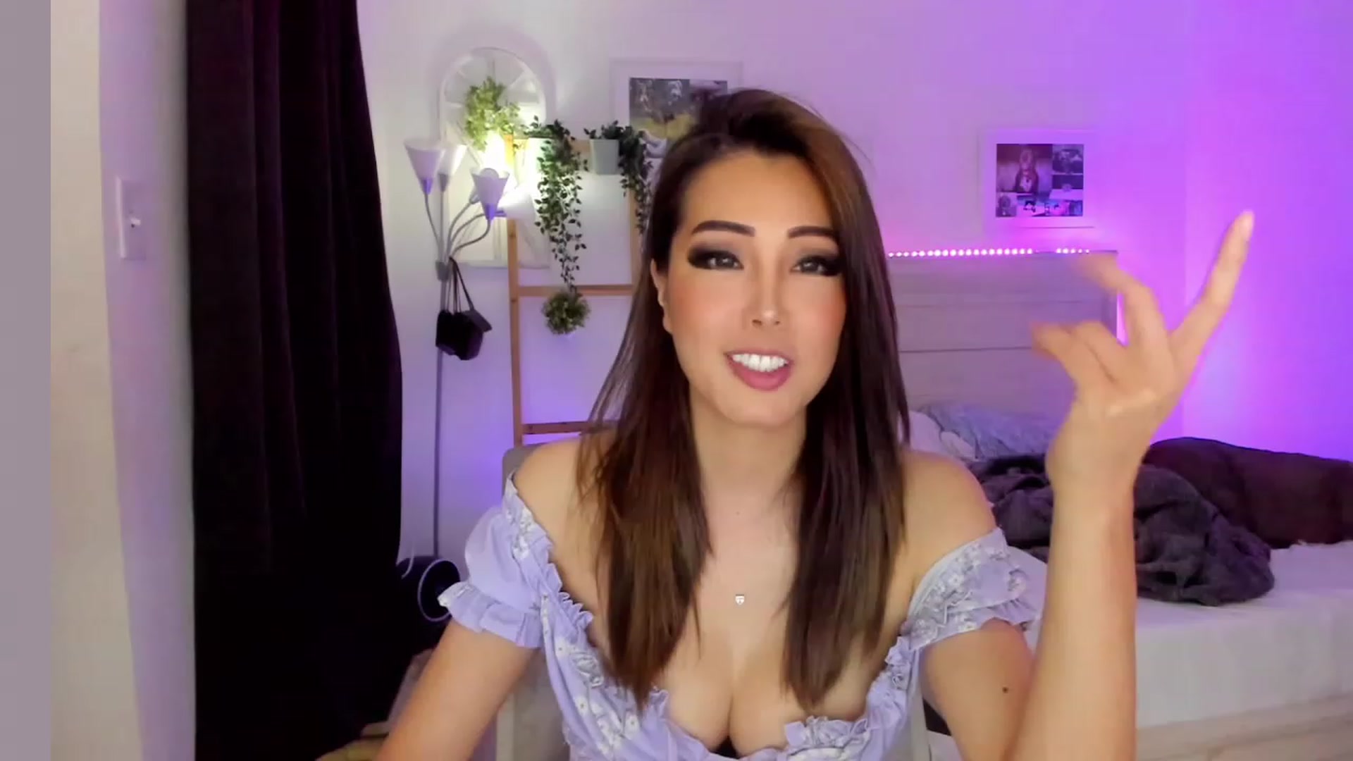 Gallery image thumbnail from Bunni_'s myfreecams stream on, 05/23/2023, 07:24 image 8 of 20