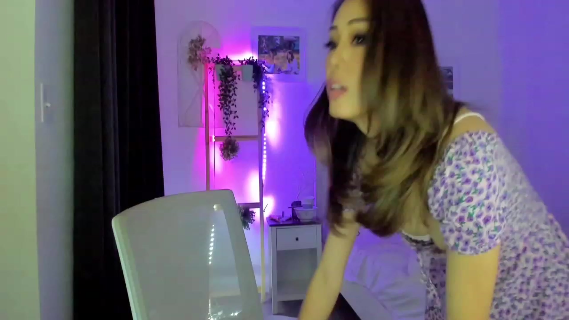 Gallery image thumbnail from Bunni_'s myfreecams stream on, 06/08/2023, 06:12 image 3 of 20