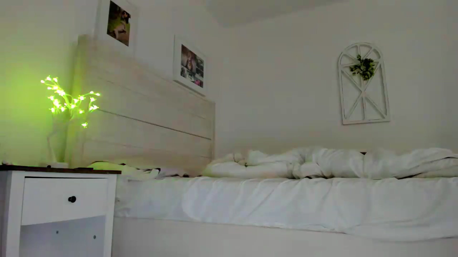 Gallery image thumbnail from Bunni_'s myfreecams stream on, 06/16/2023, 07:48 image 1 of 20