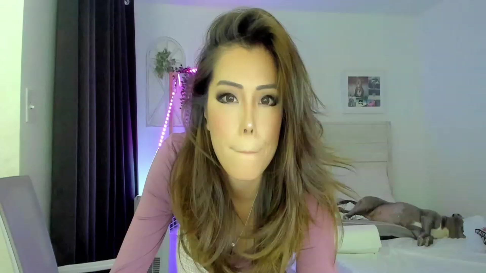 Gallery image thumbnail from Bunni_'s myfreecams stream on, 06/17/2023, 07:14 image 15 of 20