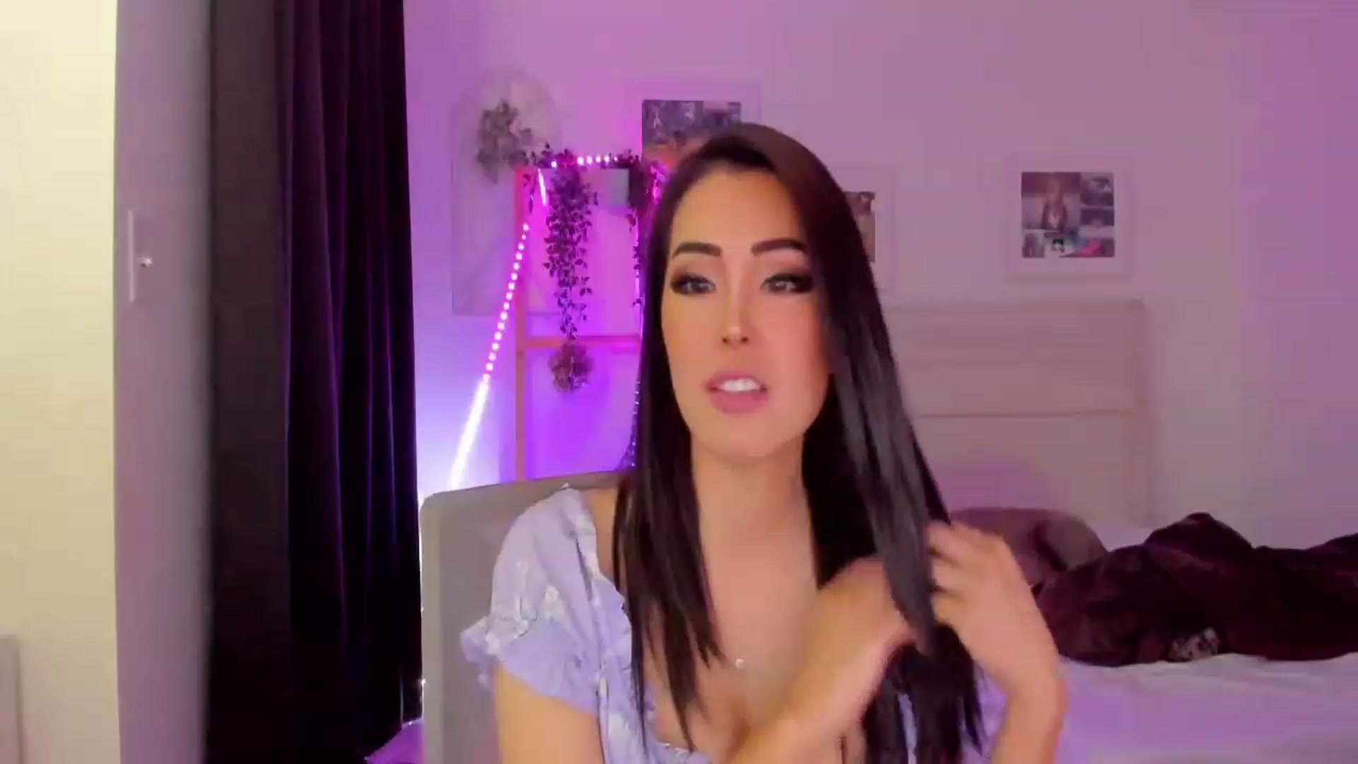 Gallery image thumbnail from Bunni_'s myfreecams stream on, 06/23/2023, 06:36 image 8 of 20